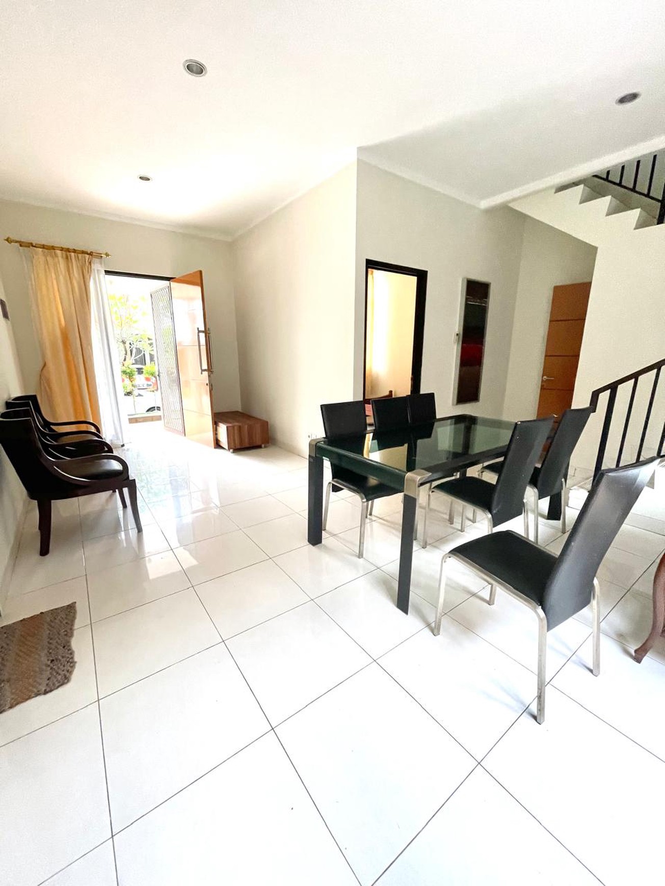 Rumah Di Bintaro Bagus 2 Lantai SHM Siap Huni KT 4+1 Km3+1 dalam Cluster @Bintaro Sektor 9