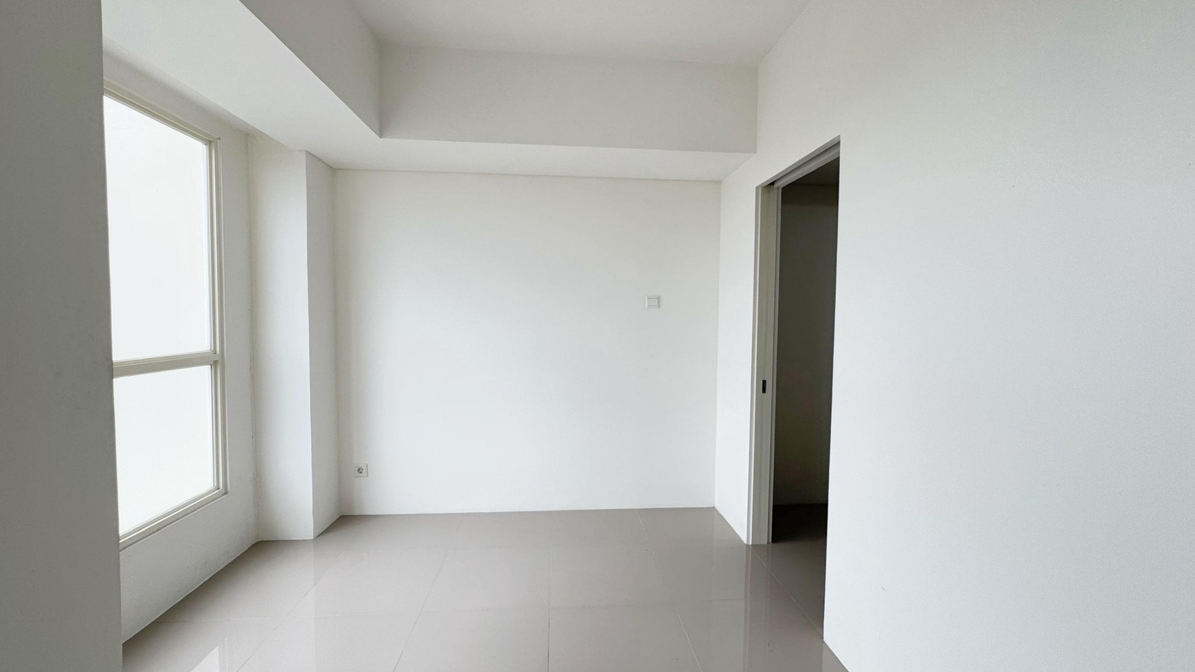 Dijual Apartemen 1 Bedroom View Taman dan Kota Lokasi Berada di Jalan Boulevard Serpong