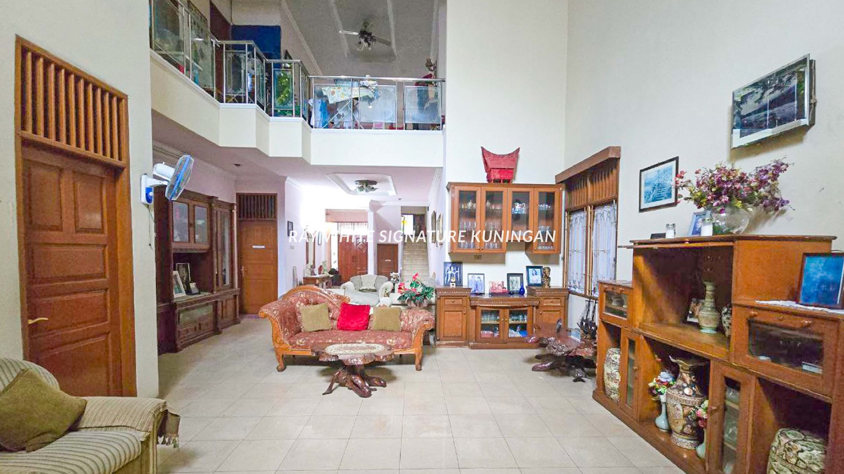 Rumah Lama Cocok Untuk Kost di Jl Lawu Guntur Sentiabudi