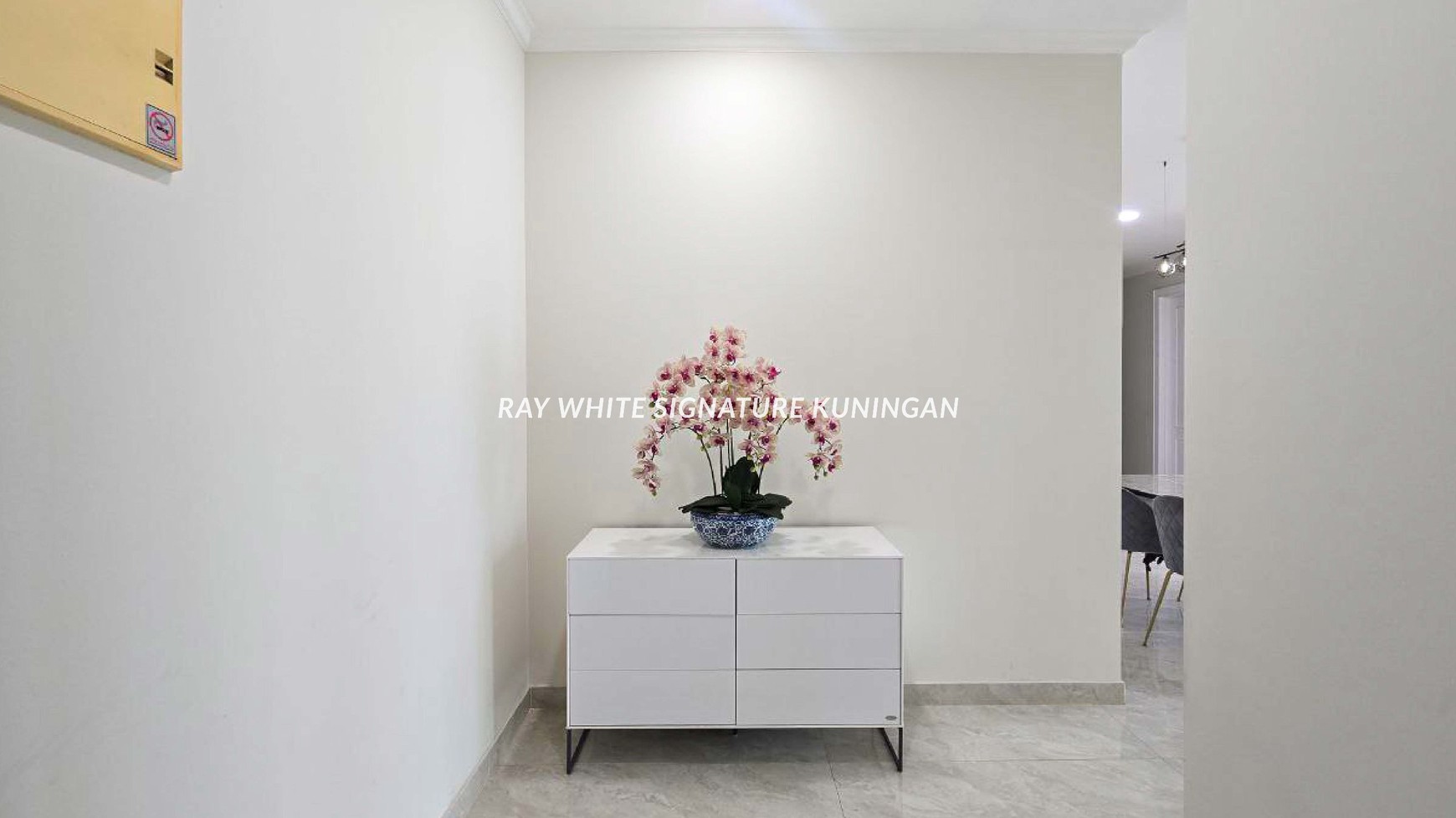 Apartemen Ambassador 2 Luas 116 sqm High Floor Furnished