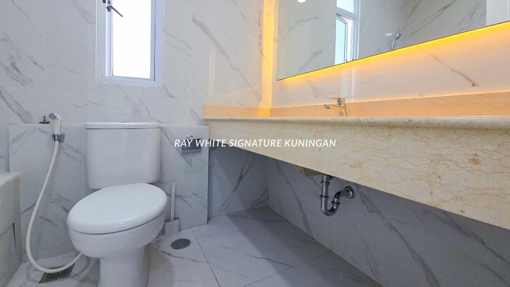 Apartemen Ambassador 2 Luas 116 sqm High Floor Furnished