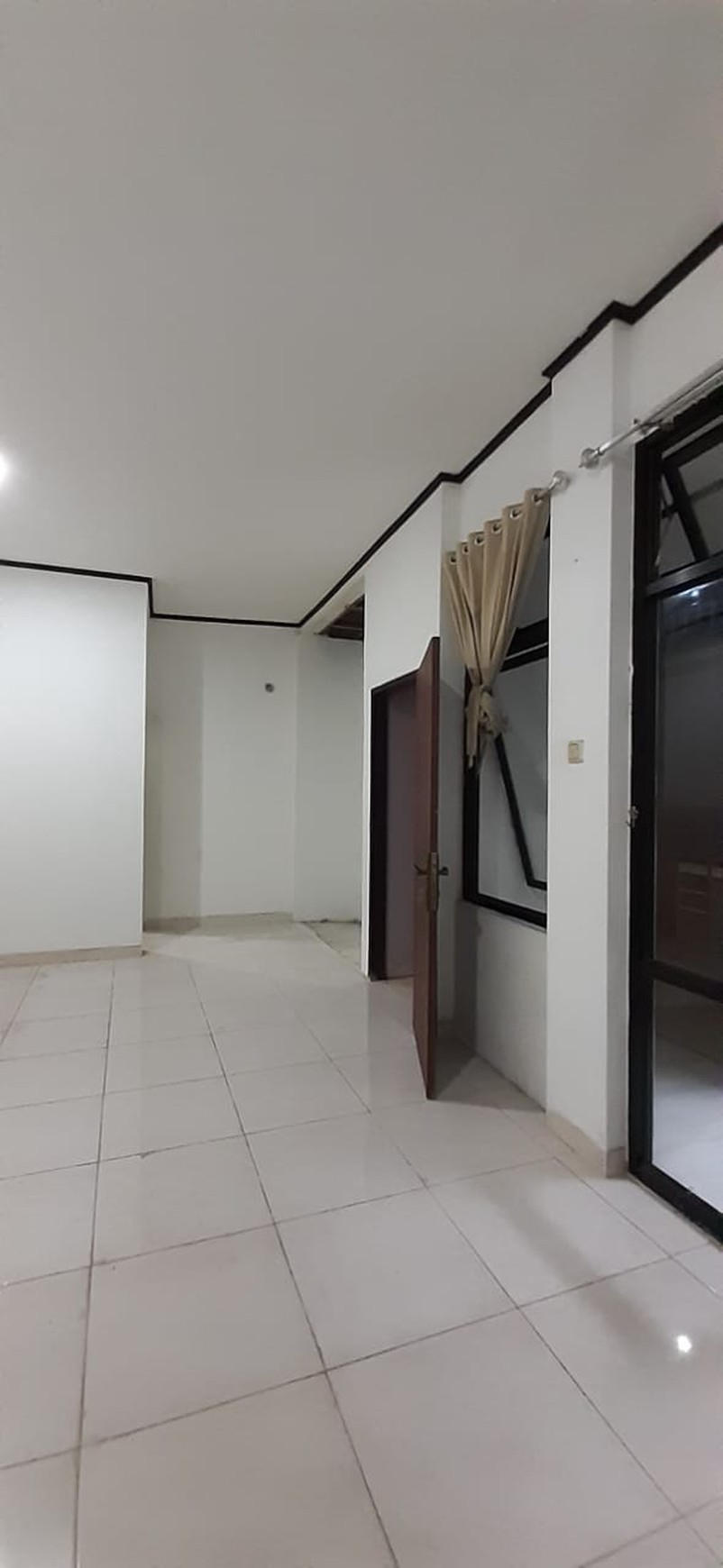 Rumah di Villa Gunung Lestari Ciputat Dekat Stasiun Sudimara