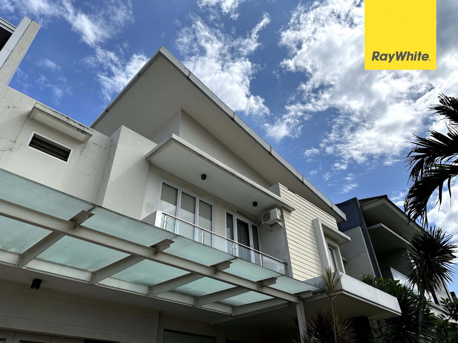 Rumah Dijual Di Villa Bukit Regency Surabaya