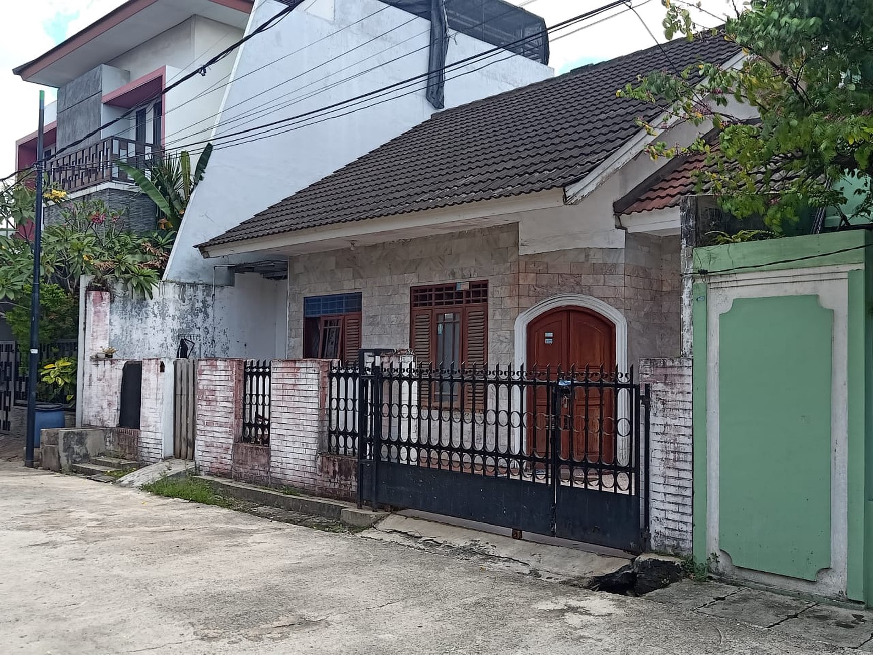 Rumah siap huni dalam Perumahan Jatibening 2 Nego sampai Deal