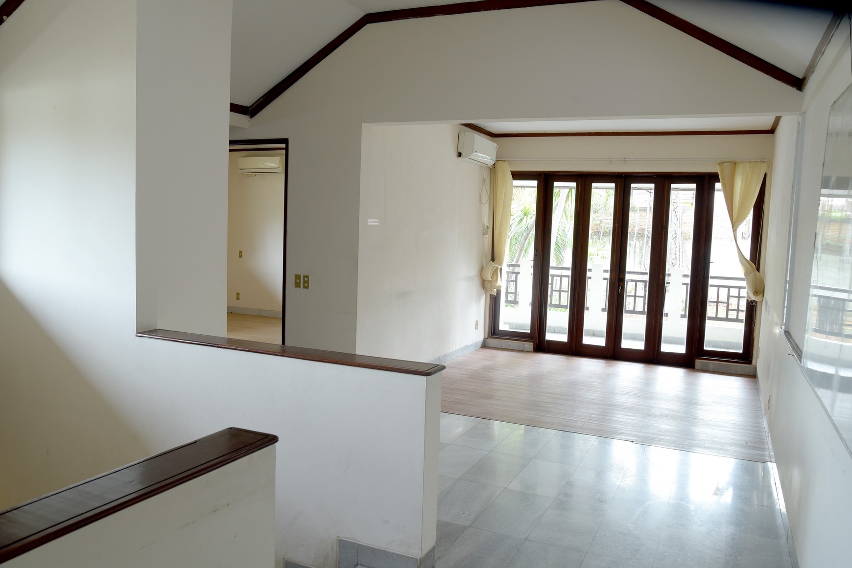 Rumah 2 Lantai dengan Halaman Luas di Antasari Lokasi Strategis , Nyaman dan Asri
