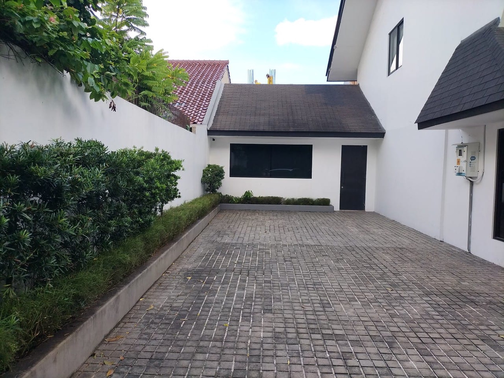 Disewakan Property Di Area Komersial Kebayoran Baru