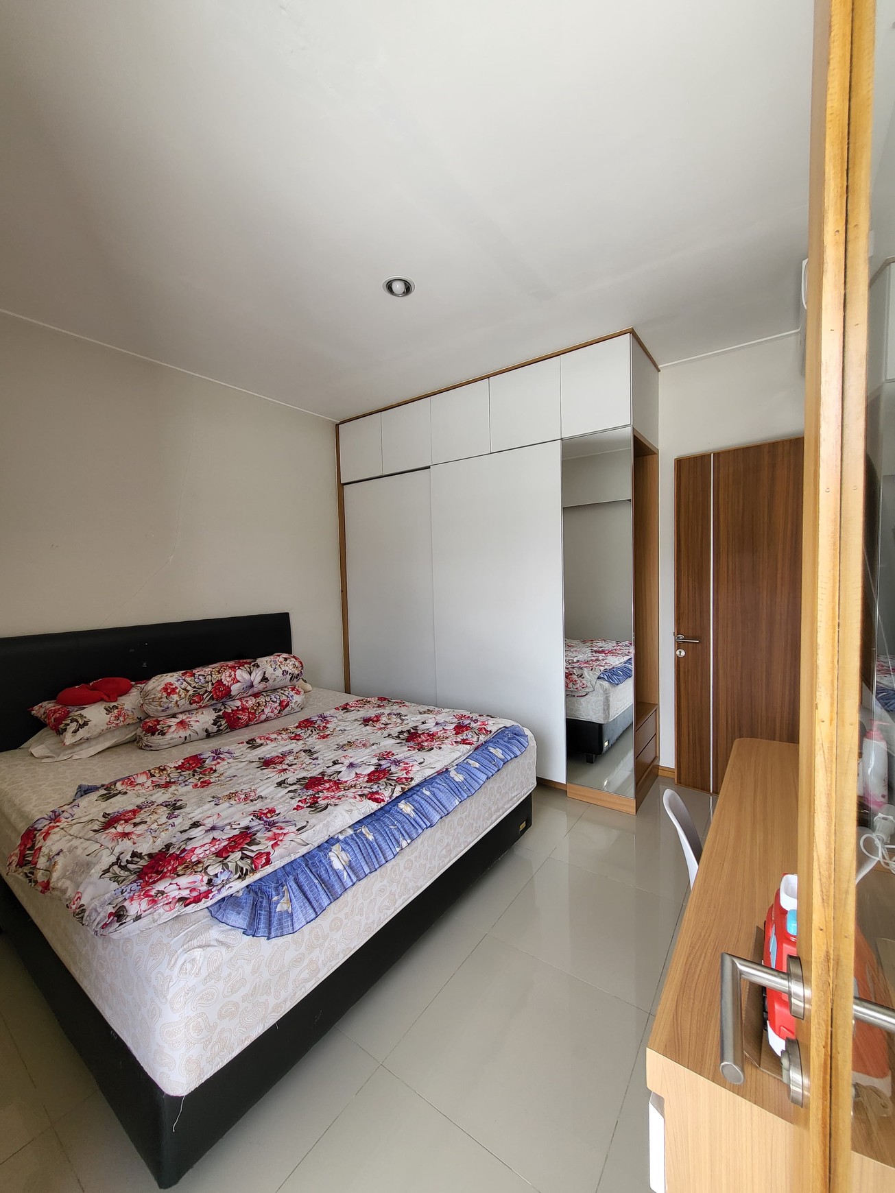 Rumah 2 lantai semi furnished daerah sejuk Awiligar