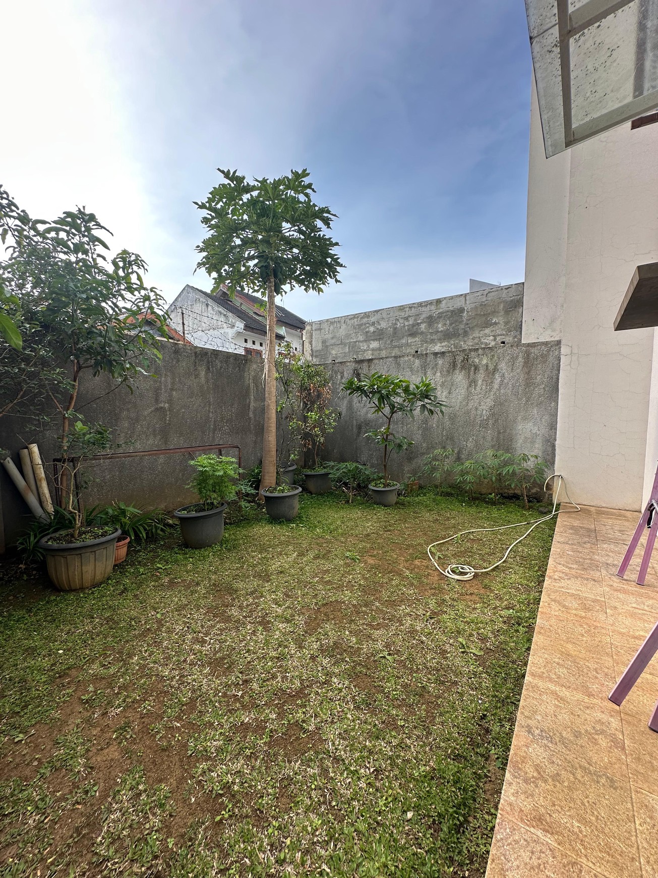 Rumah Siap Huni di Setiabudi