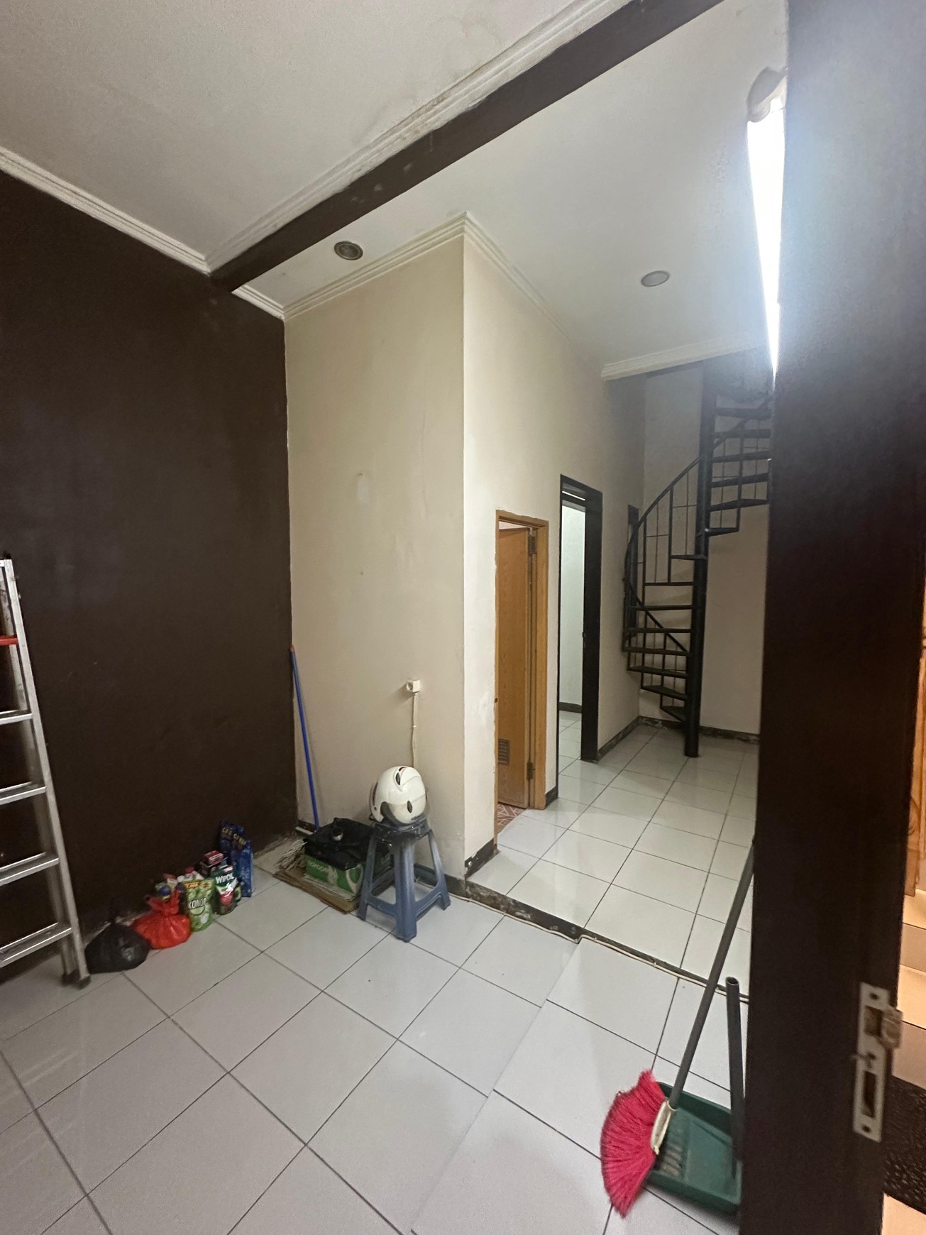 Rumah Siap Huni di Taman Kopo Indah