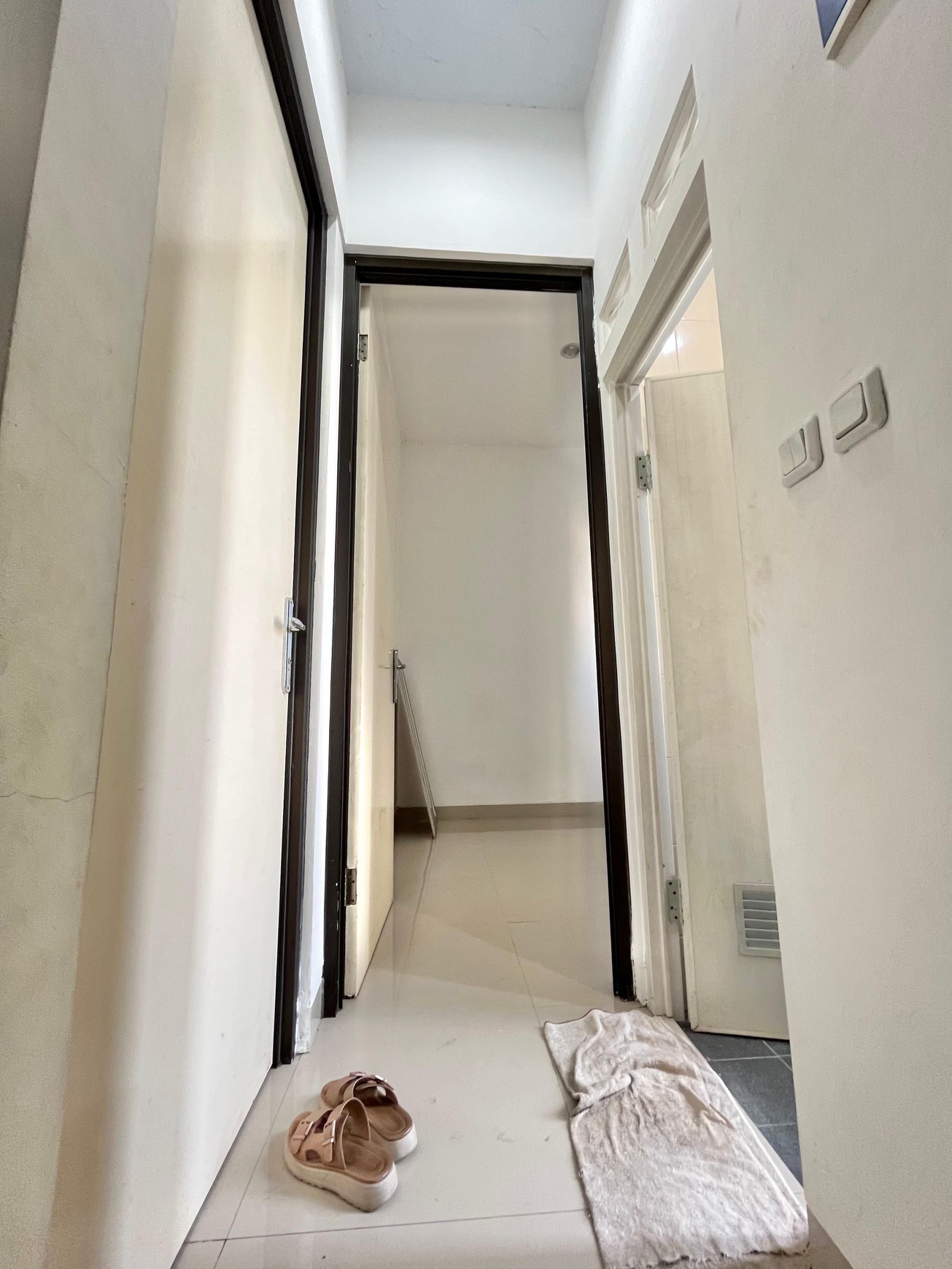 Disewakan Rumah di Cluster Flora Aryana Karawaci Tangerang