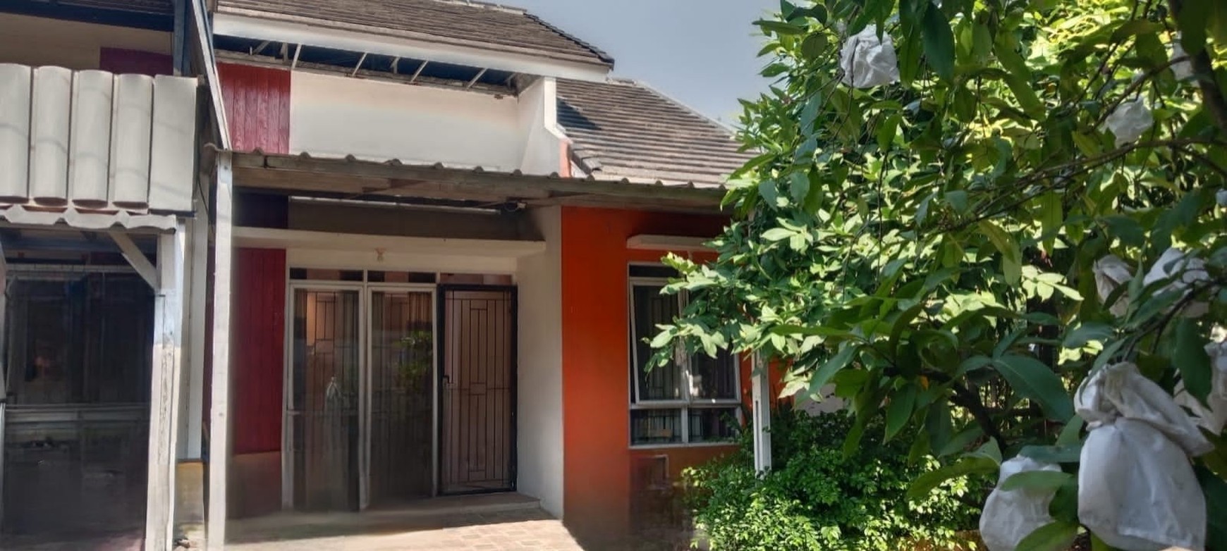 Rumah Hook di Puri Nusa Bojong Sari Sawangan Siap Huni