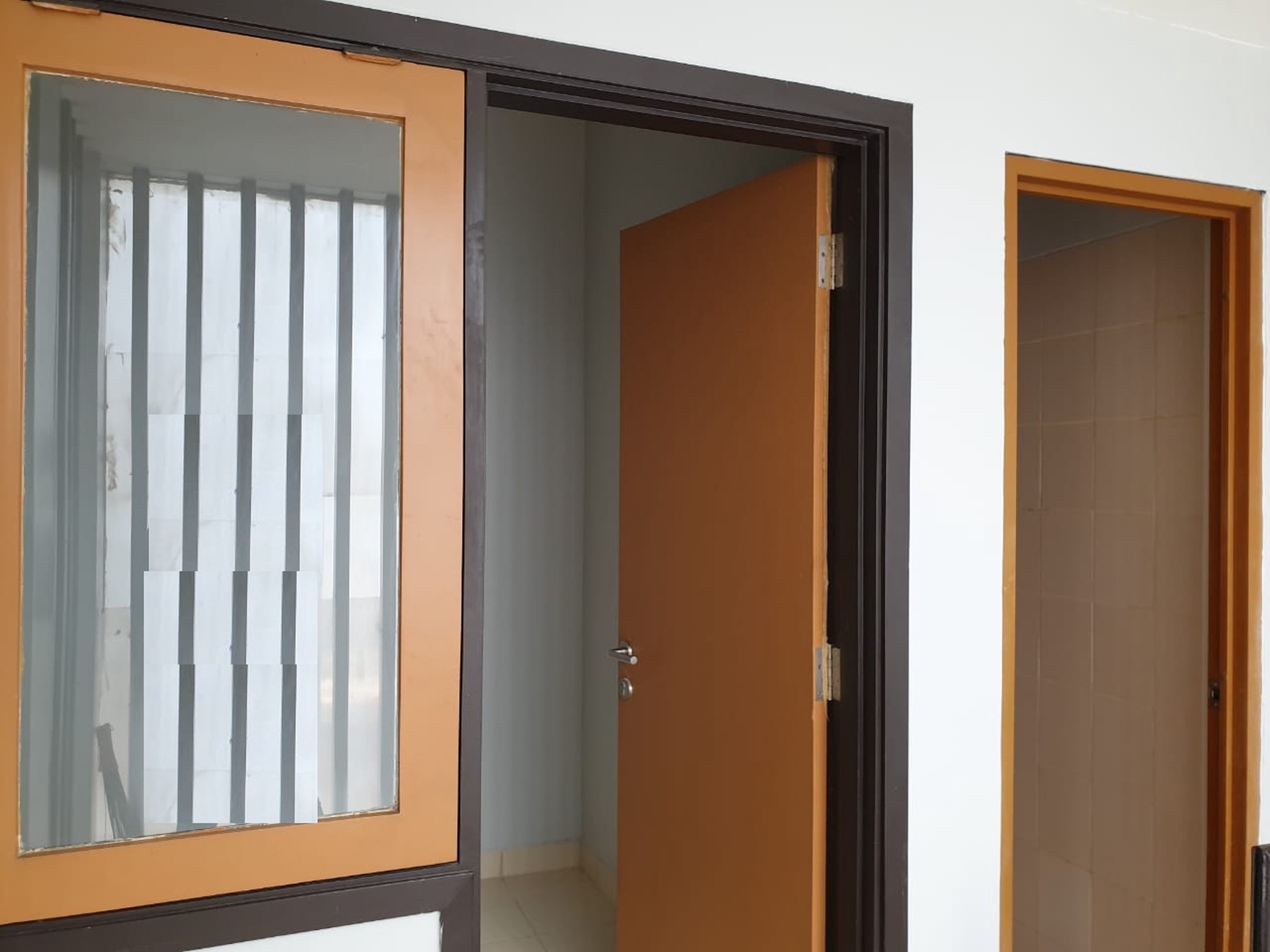 Rumah siap huni di Bintaro Jaya 9.