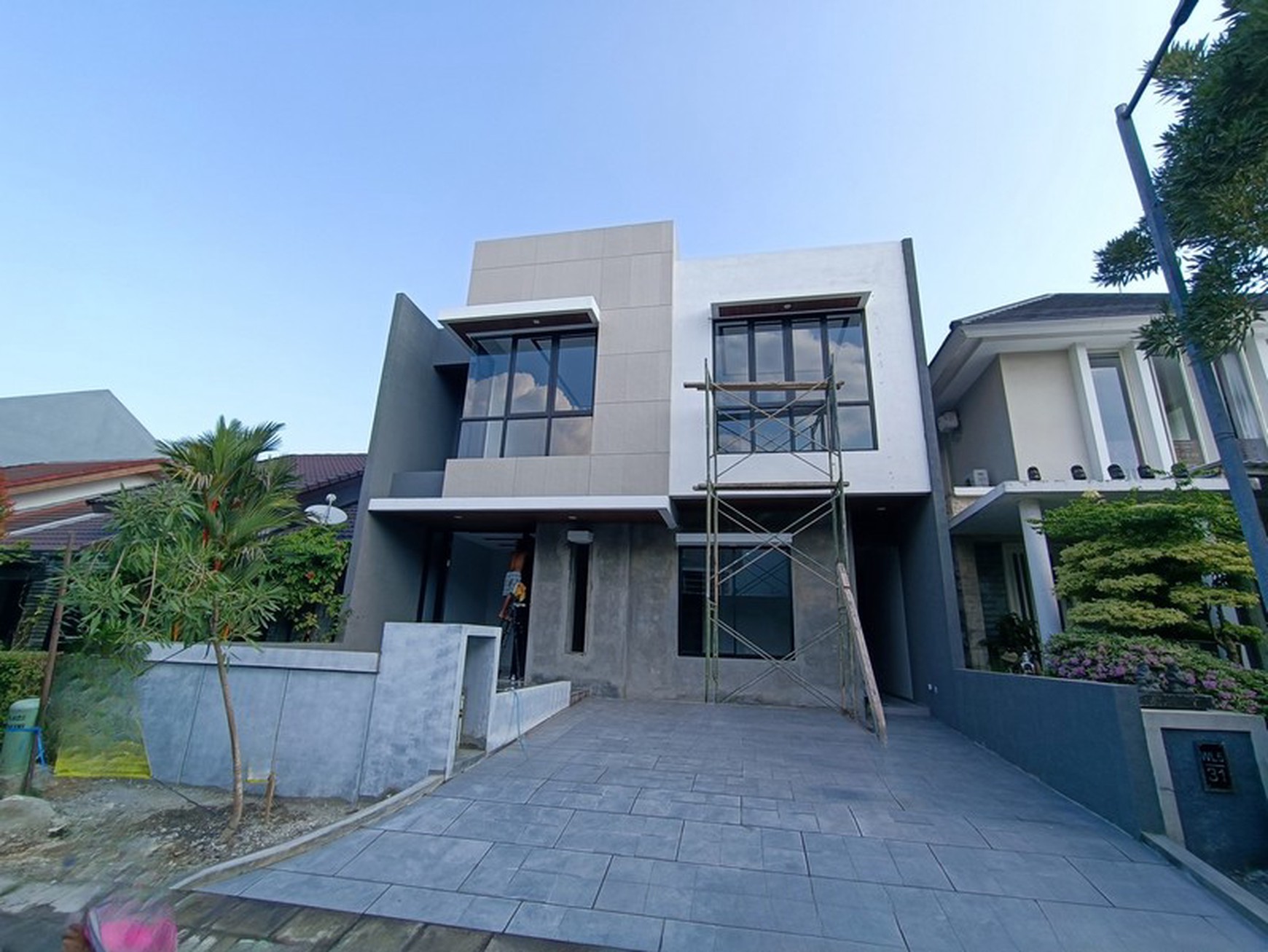 Dijual Rumah Citraland Woodland Baru Gress Minimalis Surabaya