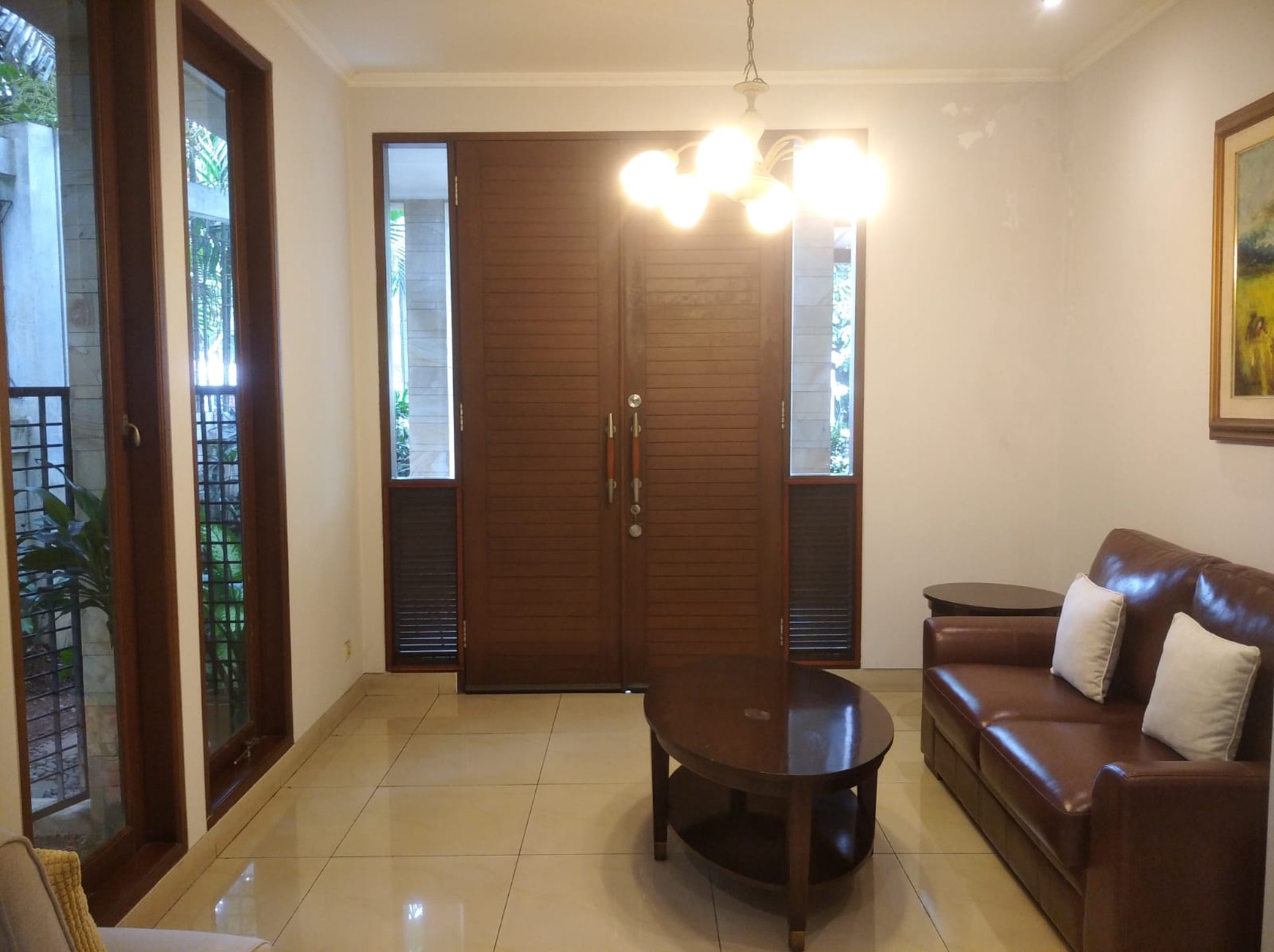 RUMAH MEWAH DIKEMANG DENGAN SWIMMING POOL