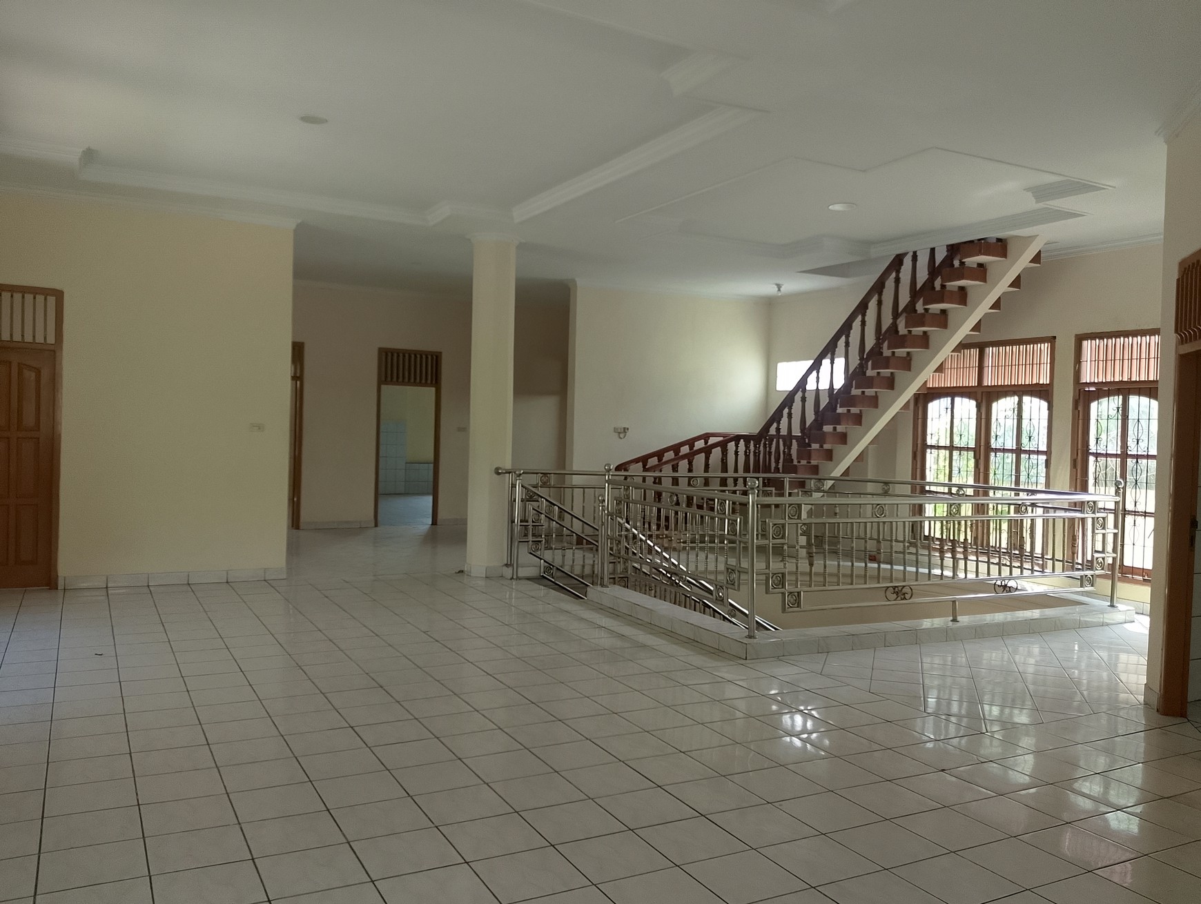 Disewakan atau Dijual Rumah Mewah di Pusat Kota Bandar Lampung