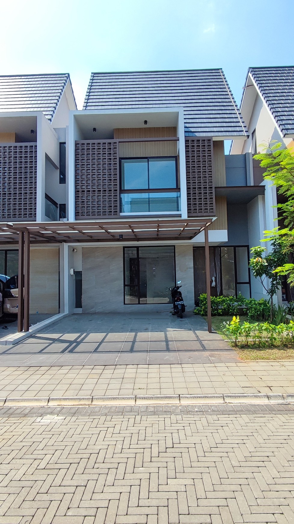 Flash Sale. Rumah mewah Citra Garden Serpong Aeris, Cisauk