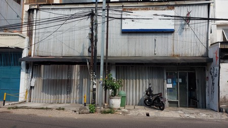 Ruko gandeng lebar 11 di Lautze Raya, Pasar Baru, Sawah Besar