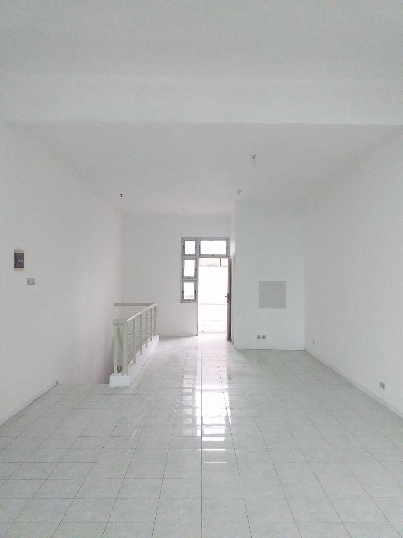 Disewakan Ruko Palma Galeria Citraland Surabaya Barat, Disewakan Ruko Murah