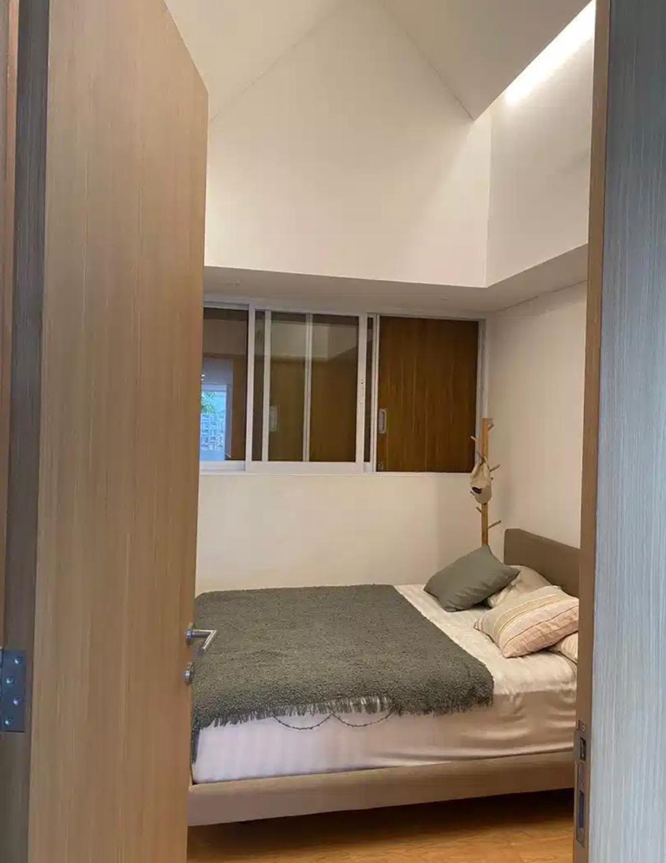 Rumah 2 Lantai Siap Huni Semi Furnished dengan Hunian Nyaman dan Asri @Pondok Aren