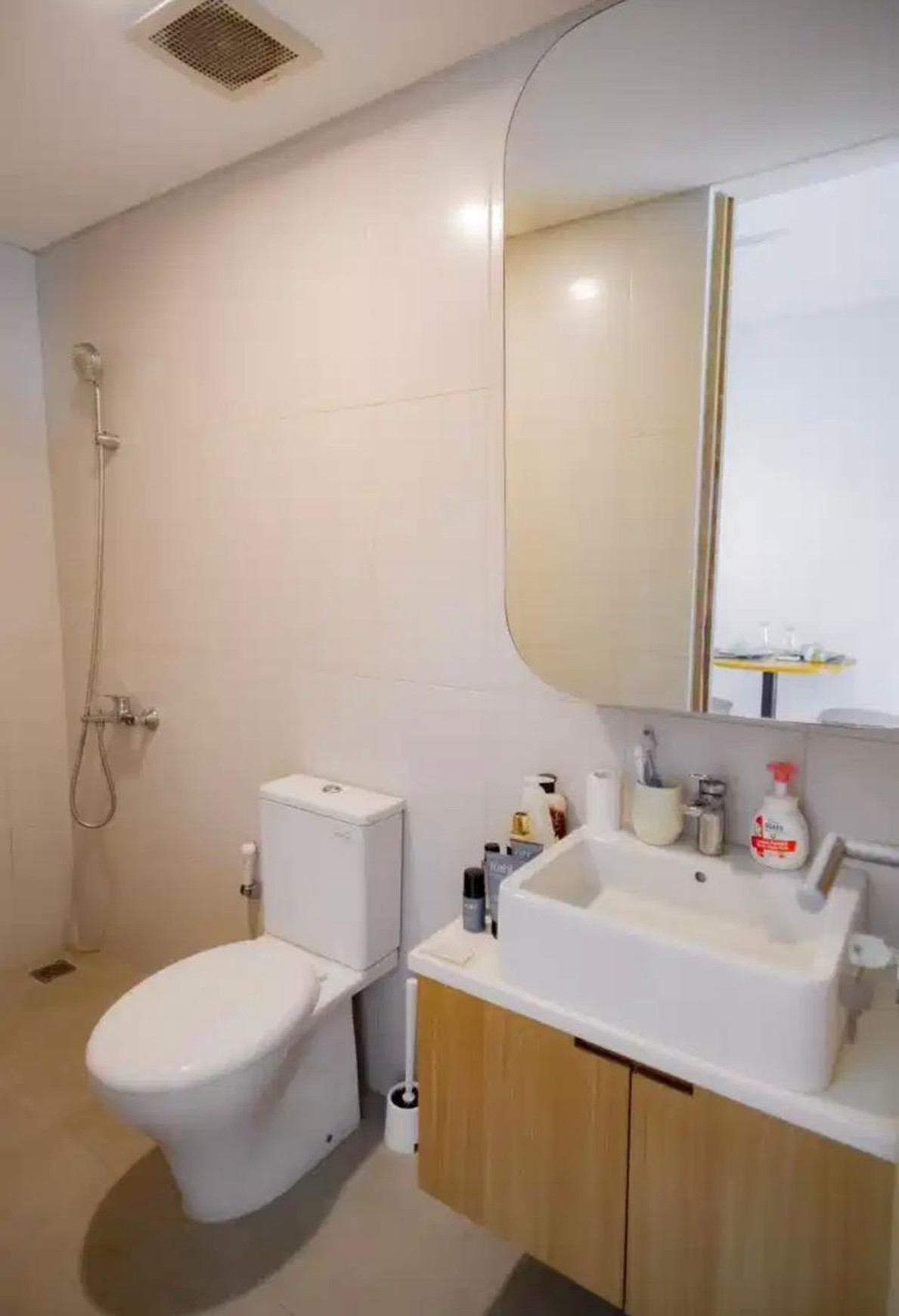 Rumah 2 Lantai Siap Huni Semi Furnished dengan Hunian Nyaman dan Asri @Pondok Aren