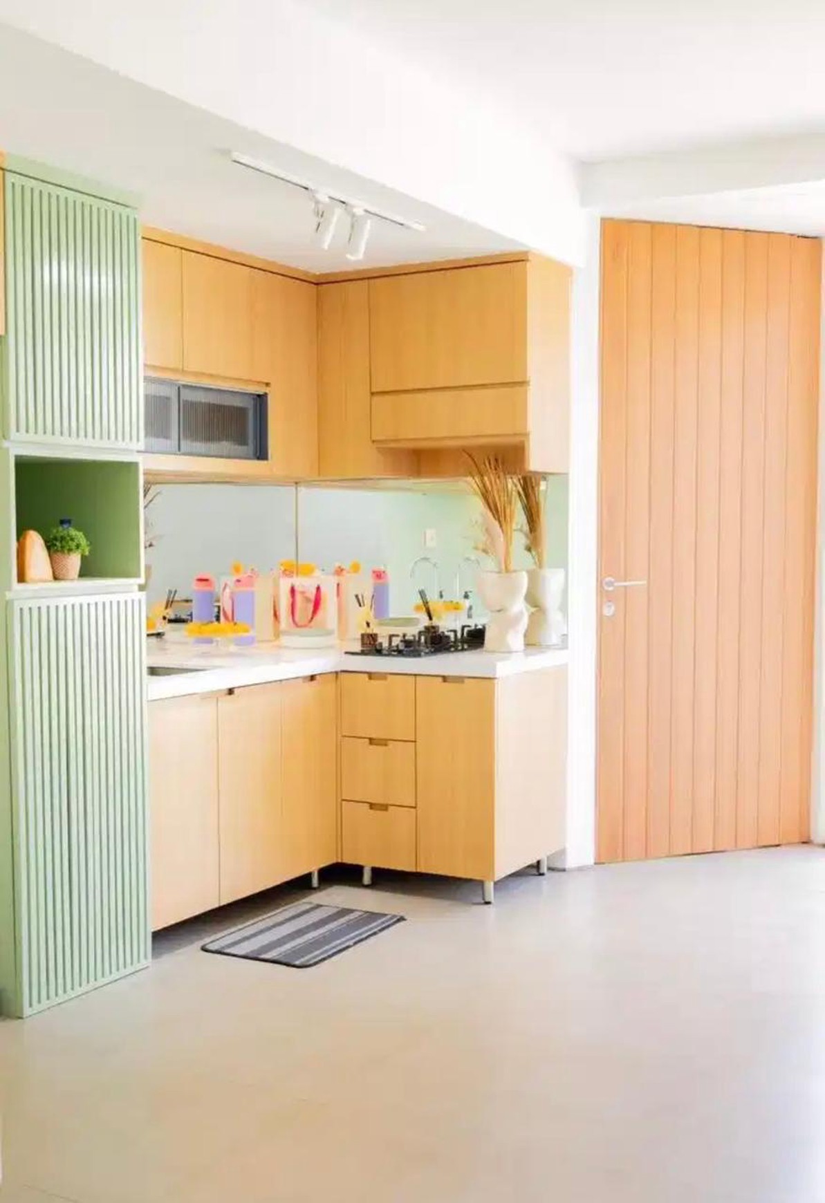 Rumah 2 Lantai Siap Huni Semi Furnished dengan Hunian Nyaman dan Asri @Pondok Aren