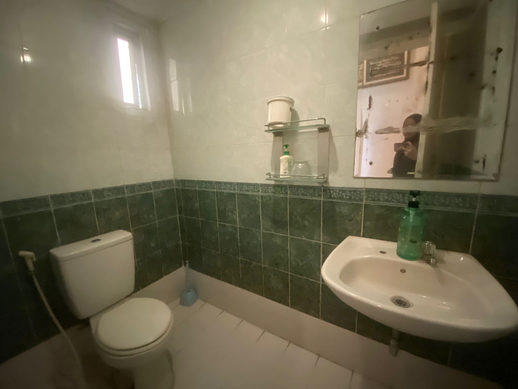 RUMAH ASRI DEPAN TAMAN DI LEGENDA WISATA CIBUBUR