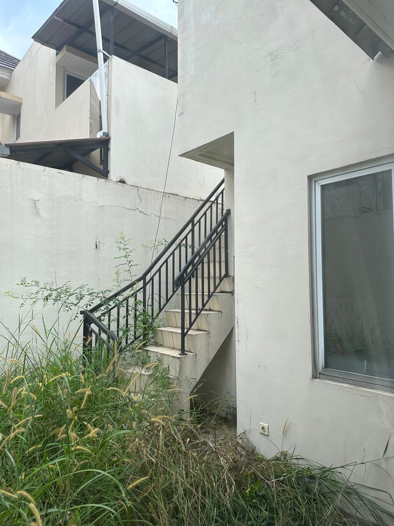 Dijual Rumah Modern & Nyaman di Cluster Eksklusif