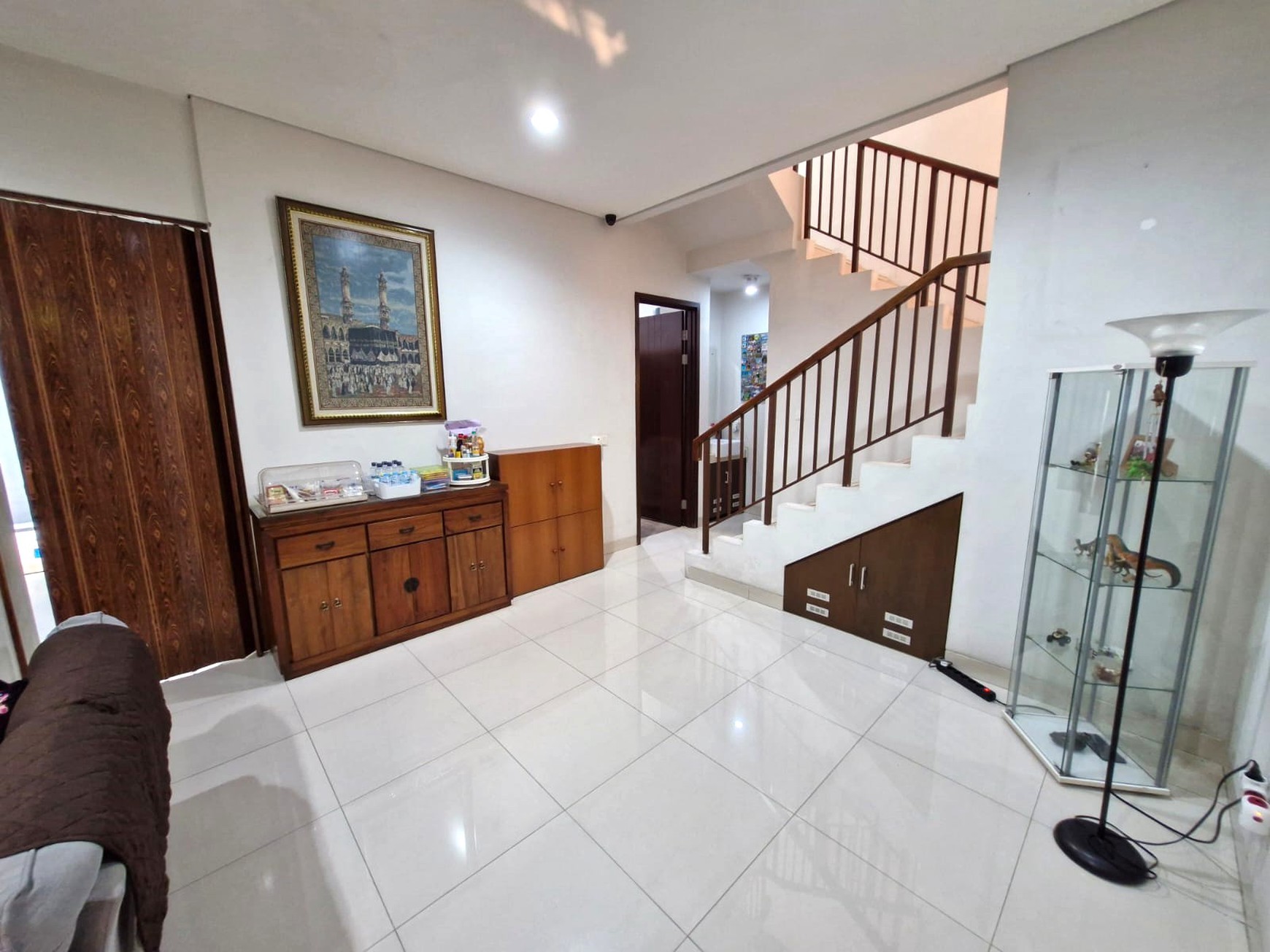 Rumah 2 Lantai siap huni di The Eminent BSD City
