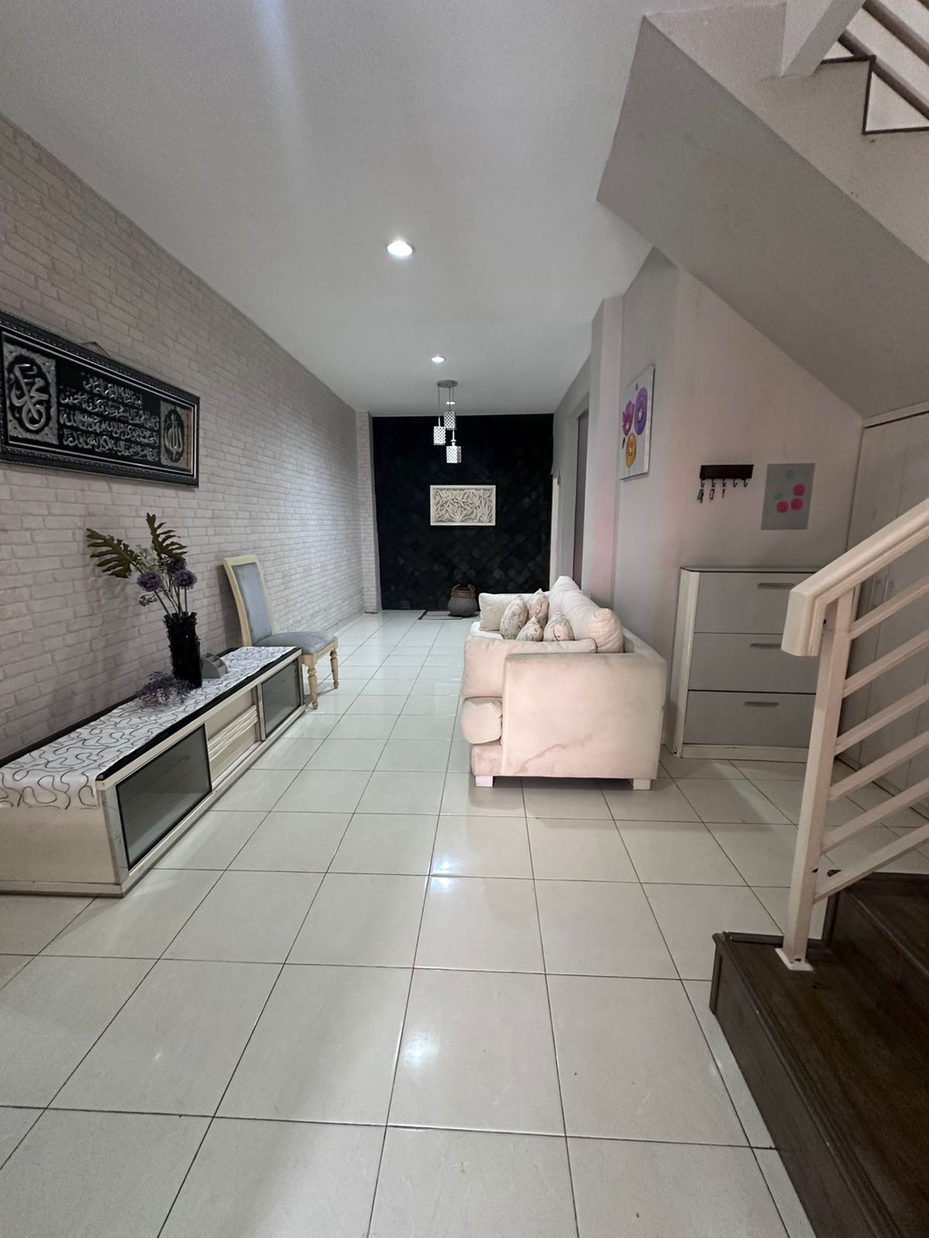 Rumah Bagus, Apik, bebas banjir, Lokasi strategis di Bintaro