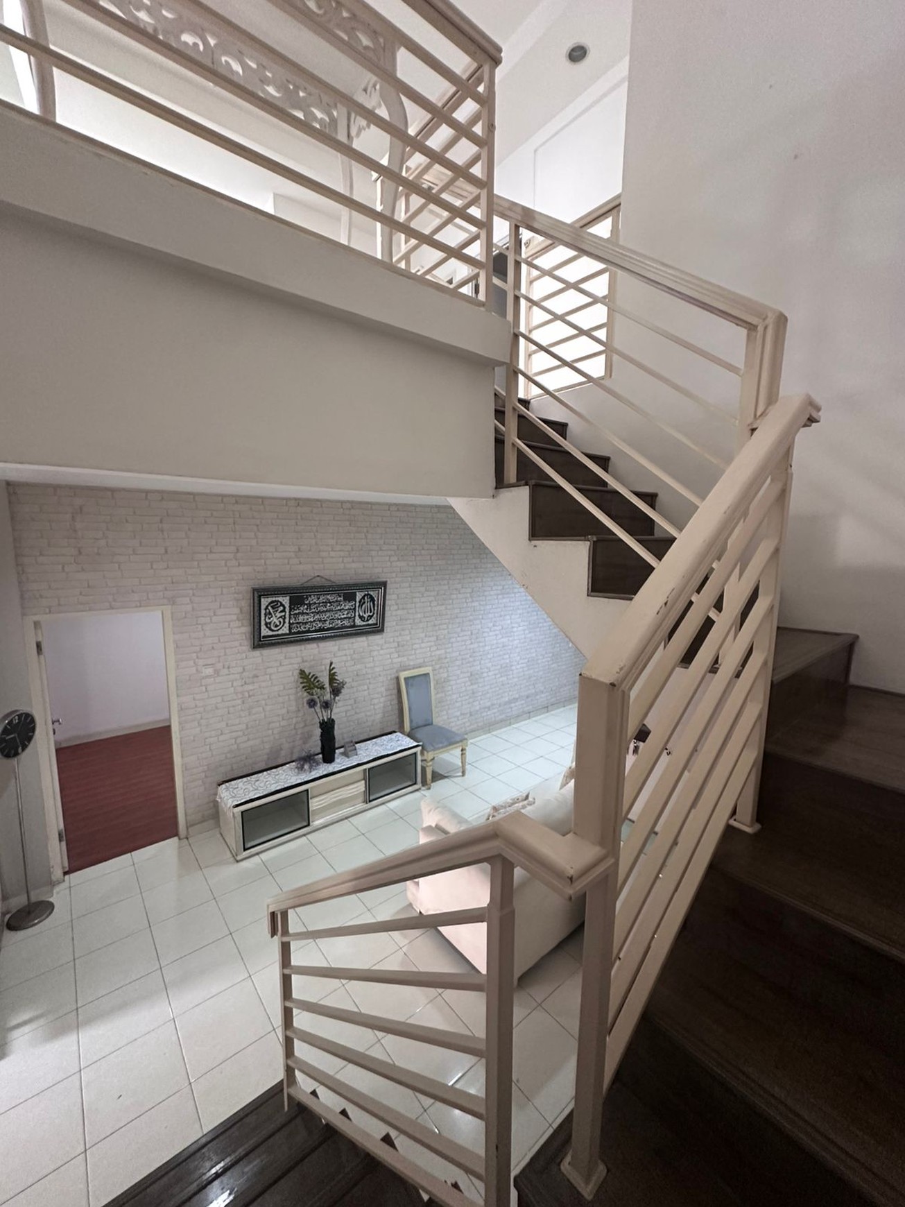 Rumah Bagus, Apik, bebas banjir, Lokasi strategis di Bintaro