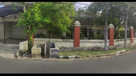 Dijual Rumah  Dekat Dharmahusada Indah Surabaya