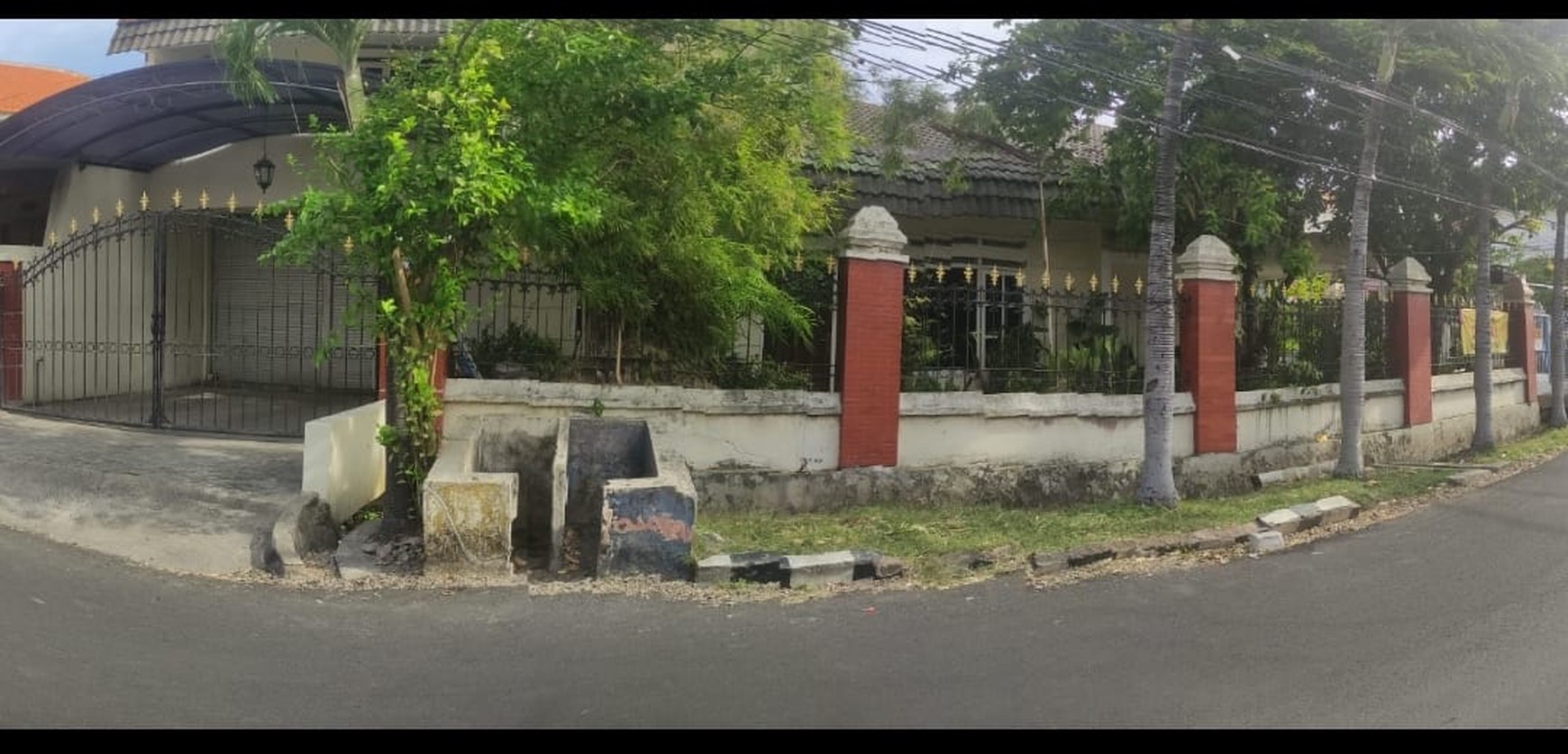 Dijual Rumah  Dekat Unair Surabaya