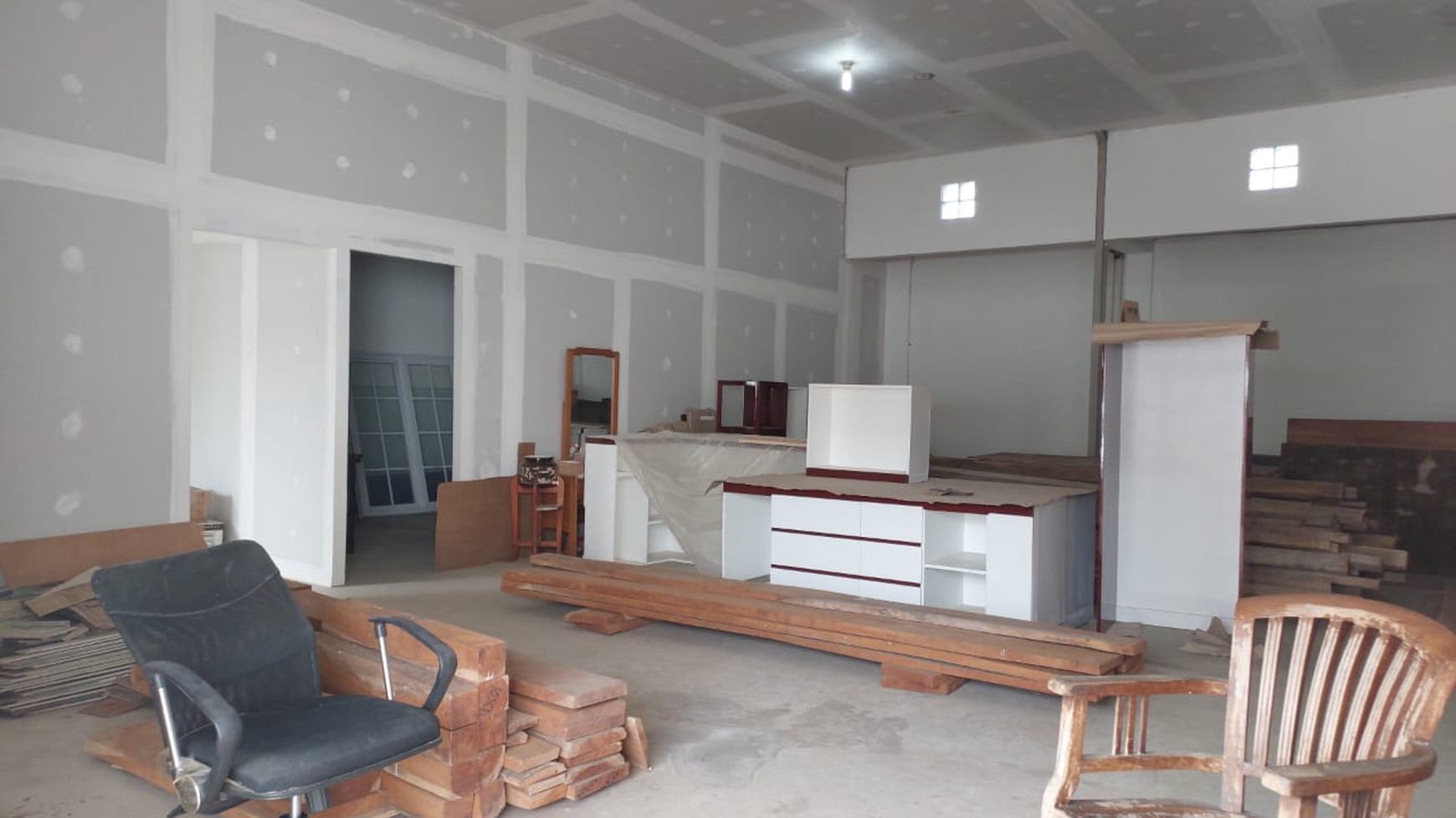 Dijual Tanah dan Bangunan di Suradita Cisauk Cocok untuk Rumah Tinggal 