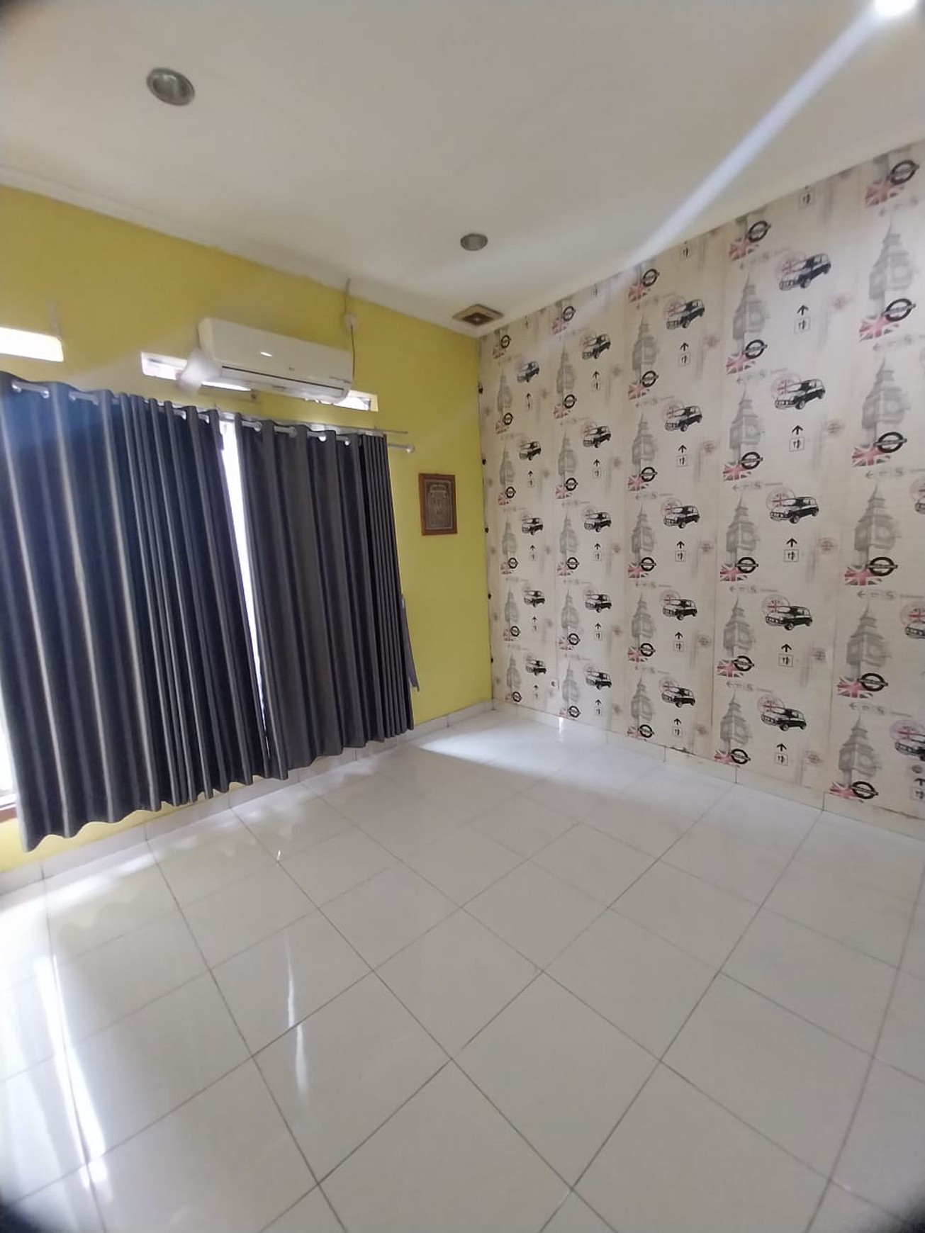 Rumah 2 Lantai di Ciputat deket ST. Sudimara dengan Luas 135 m2 Bangunan 230 m2 SHM