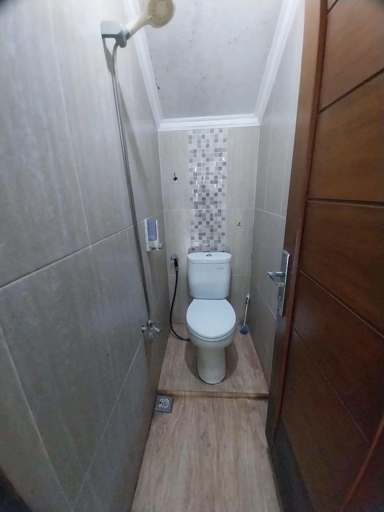 Rumah 2 Lantai di Ciputat deket ST. Sudimara dengan Luas 135 m2 Bangunan 230 m2 SHM