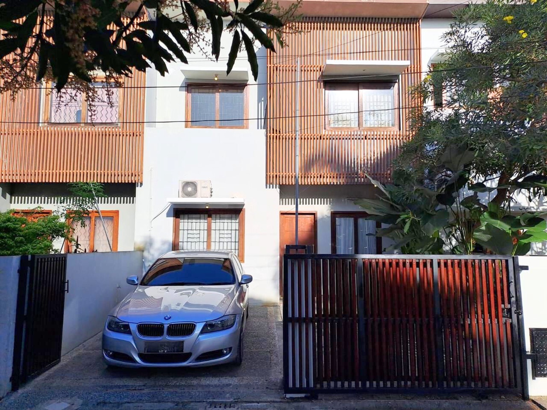 Disewakan Rumah Terawat dan Siap Huni di Gandul 1 Menit ke Pintu Tol Desari 