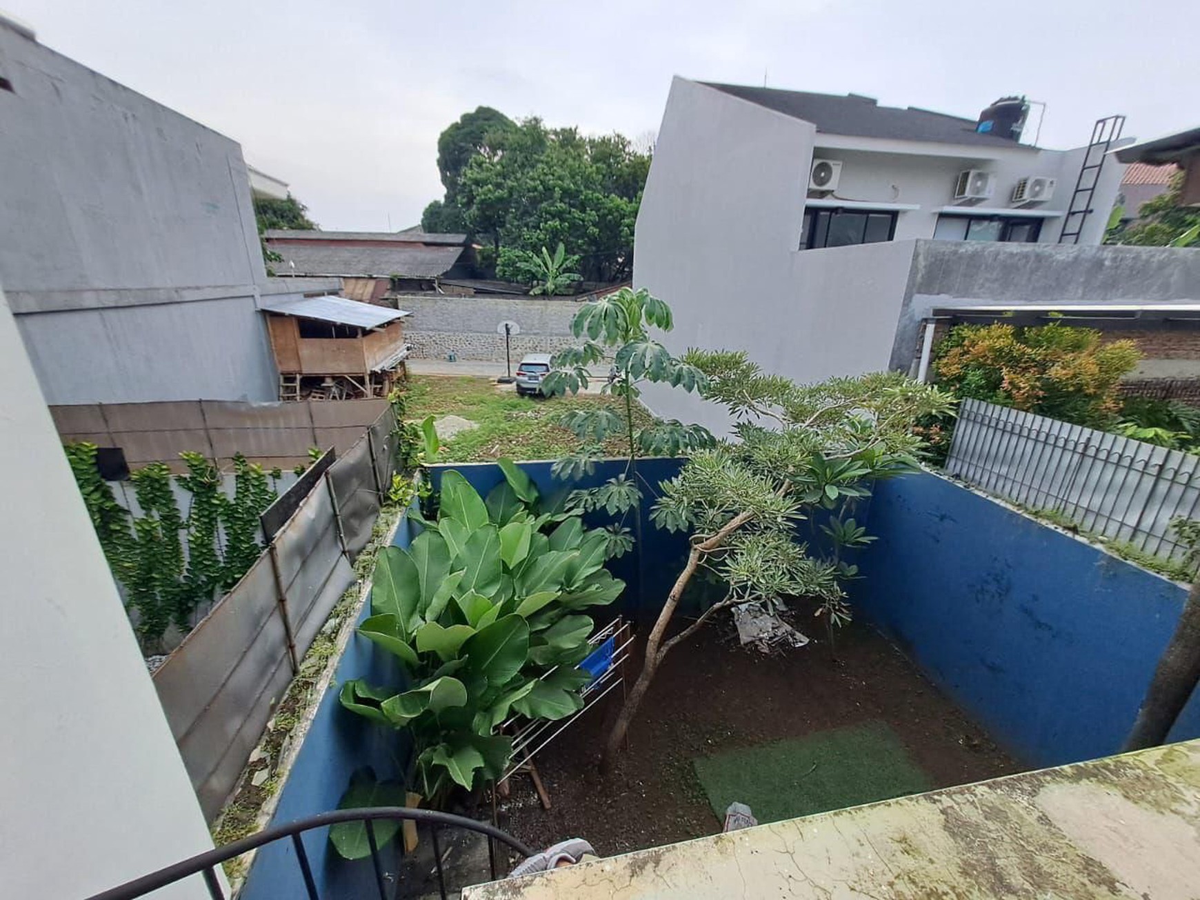 Disewakan Rumah Terawat dan Siap Huni di Gandul 1 Menit ke Pintu Tol Desari 