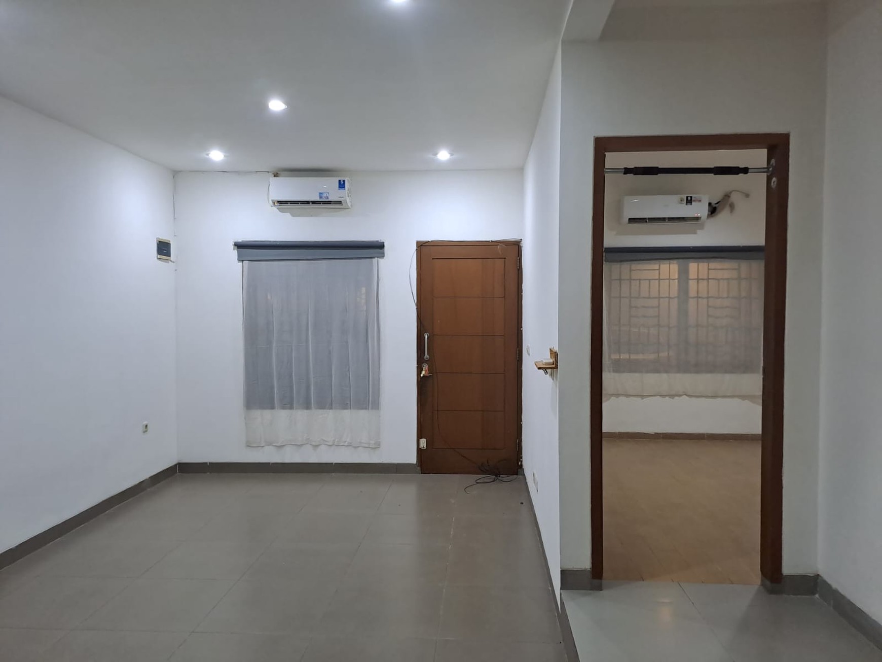 Disewakan Rumah Terawat dan Siap Huni di Gandul 1 Menit ke Pintu Tol Desari 