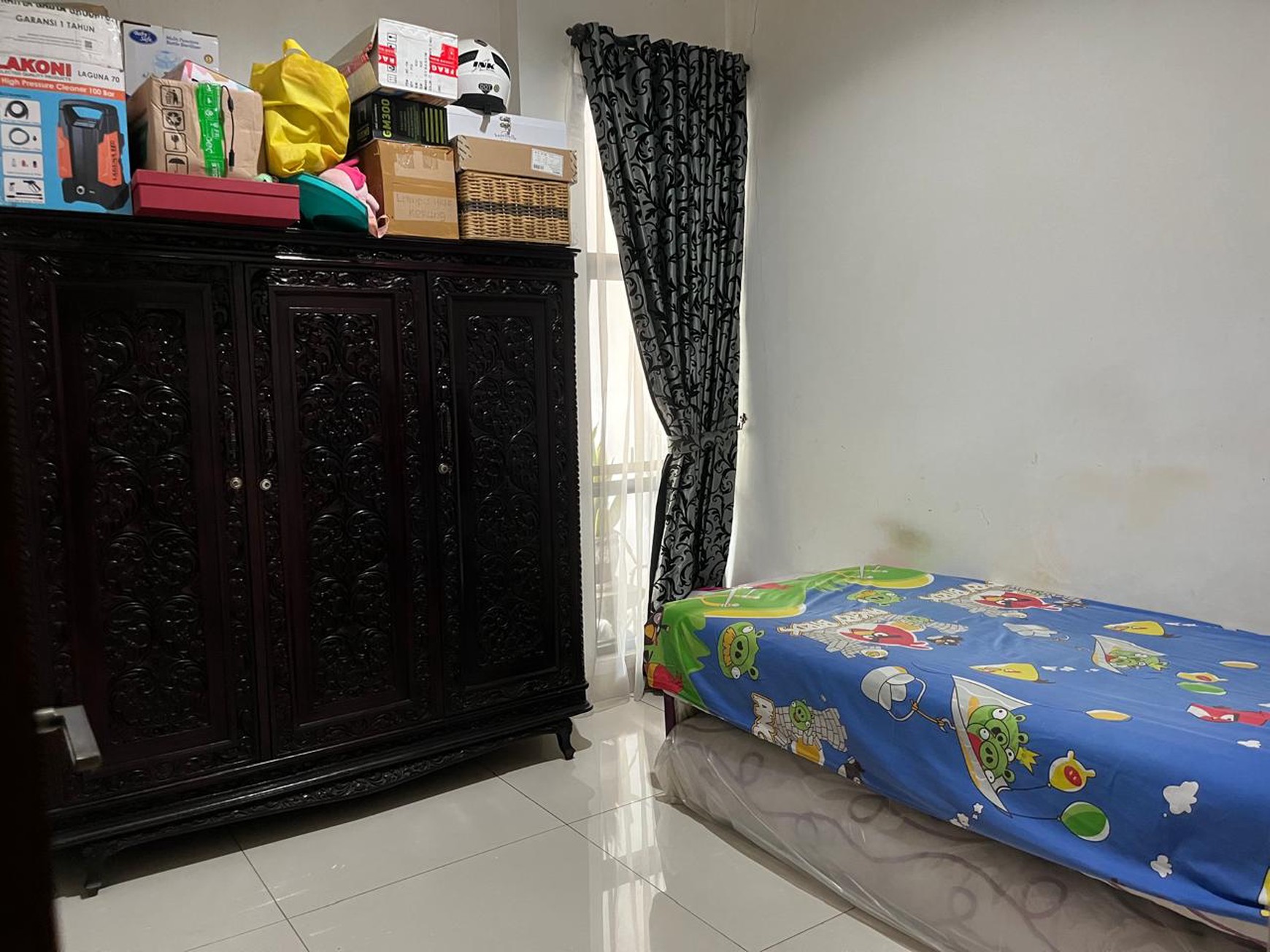 Rumah 3 lantai, dalam cluster siap huni di Pondok Aren