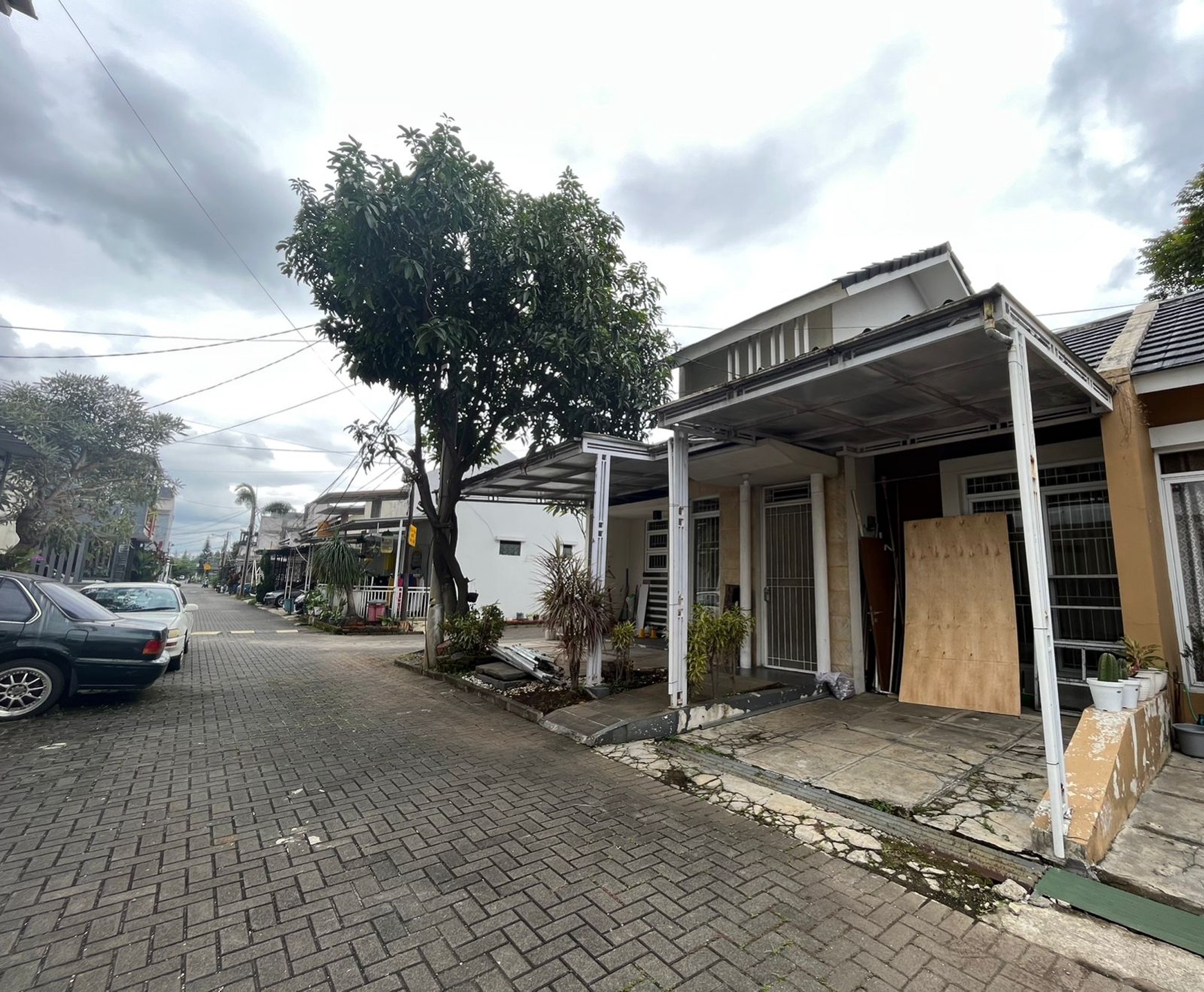 Rumah 1 Lantai di Pinus Regency, Soekarno Hatta - Bandung