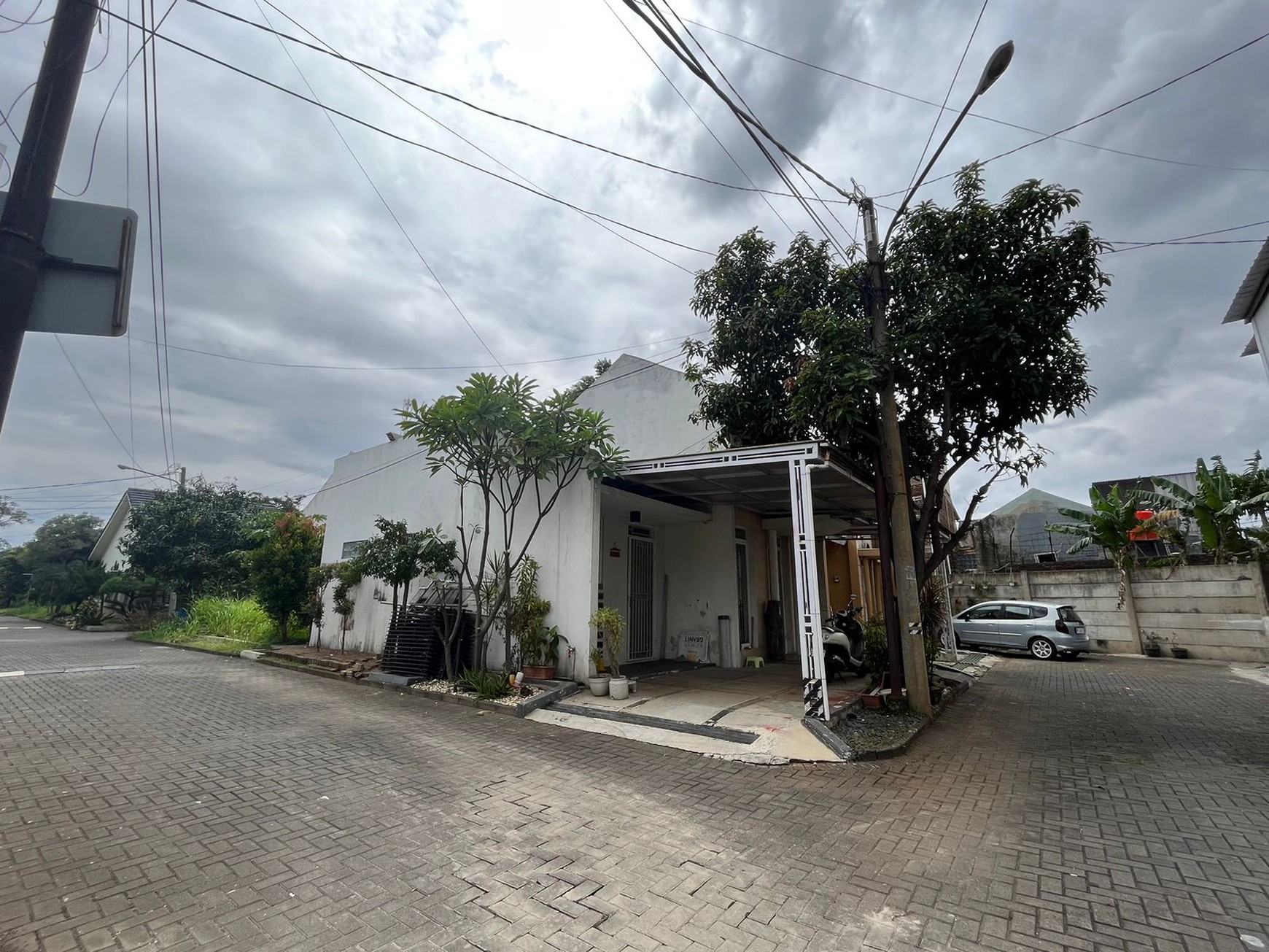 Rumah 1 Lantai di Pinus Regency, Soekarno Hatta - Bandung