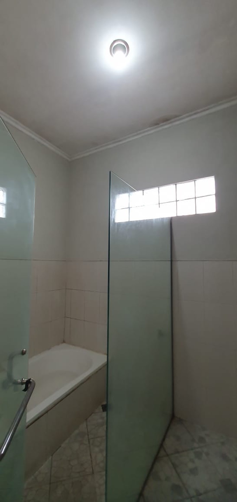 Rumah 1 Lantai di Pinus Regency, Soekarno Hatta - Bandung