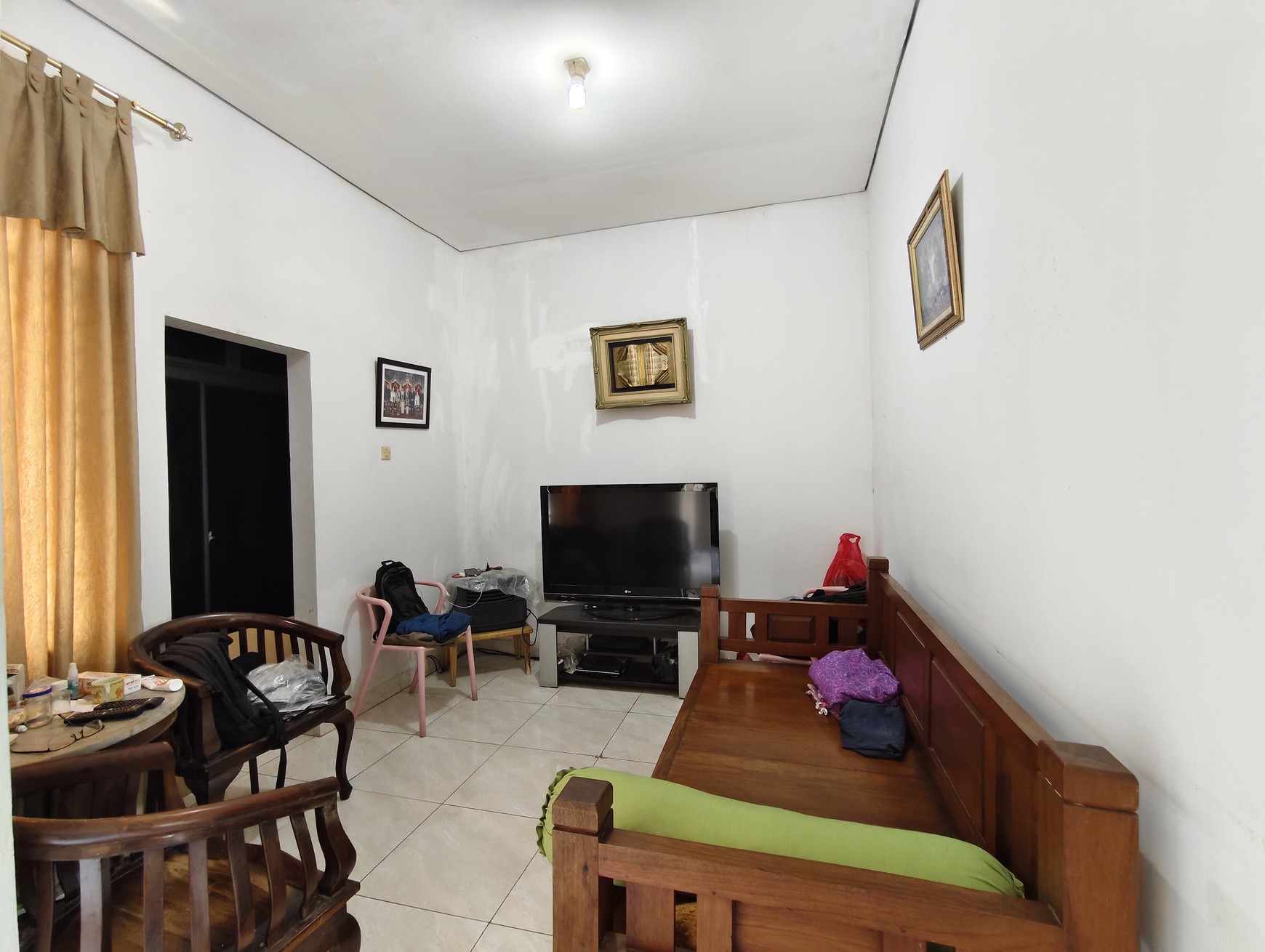 Rumah depan taman Citra Gran Cibubur