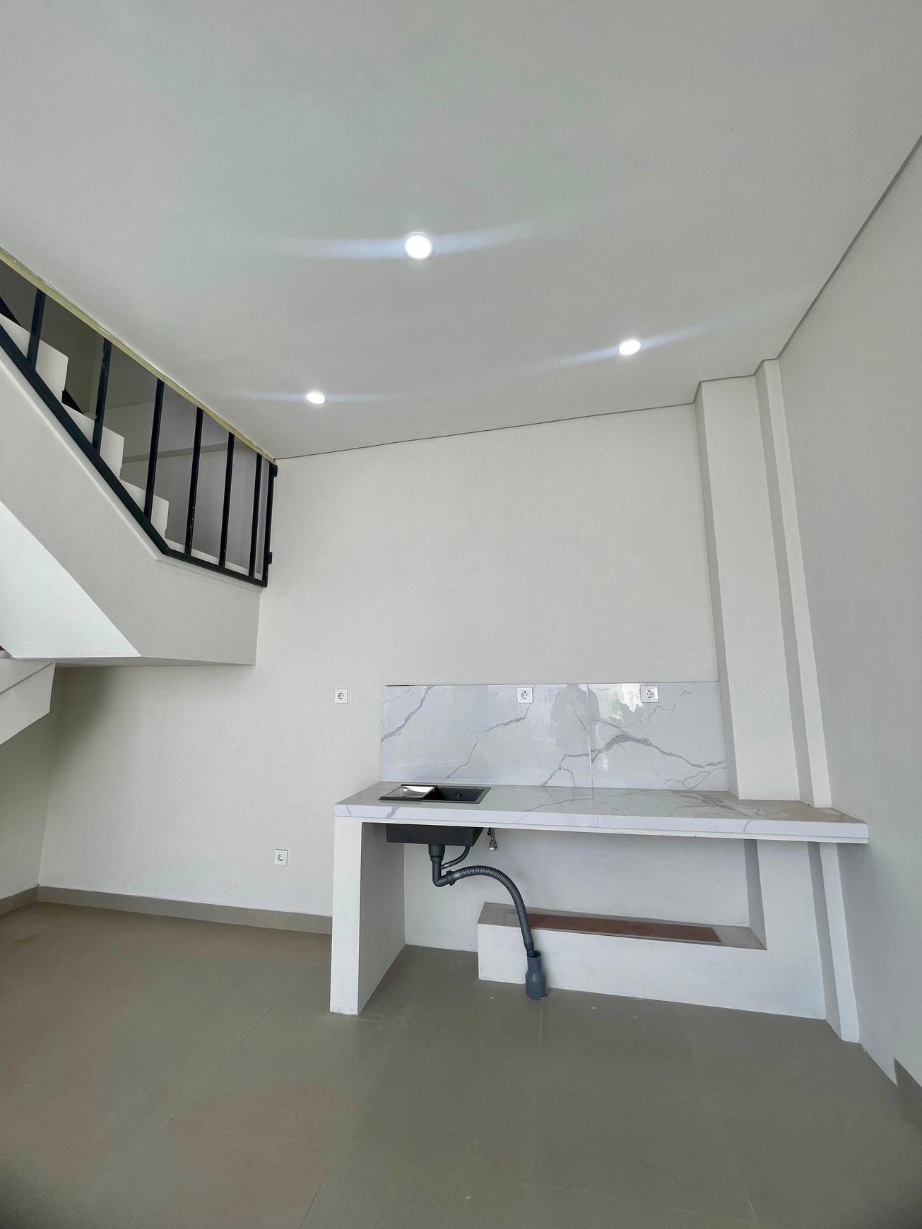Villa Mewah Brand New Mediterania di Kuta Selatan Bali