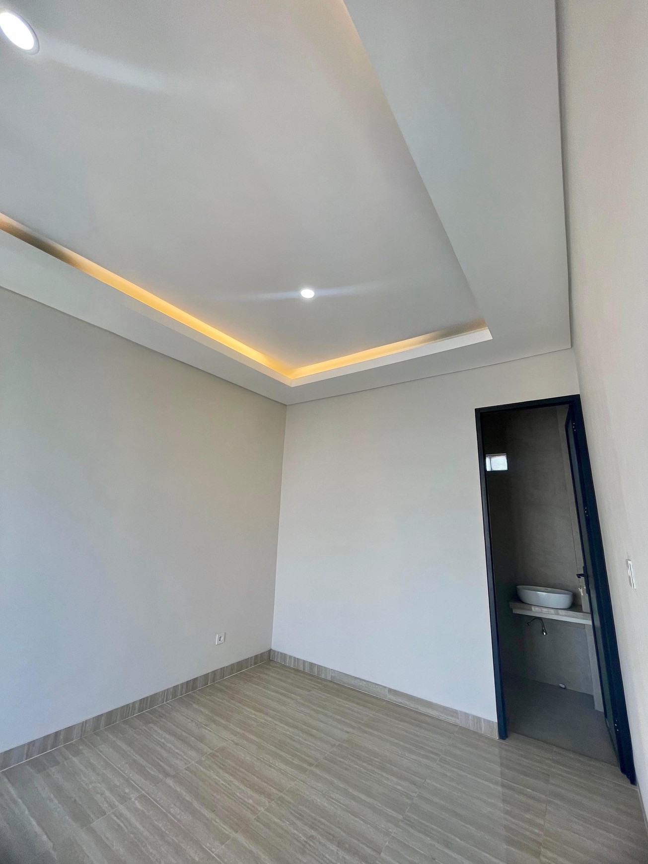 Villa Mewah Brand New Mediterania di Kuta Selatan Bali