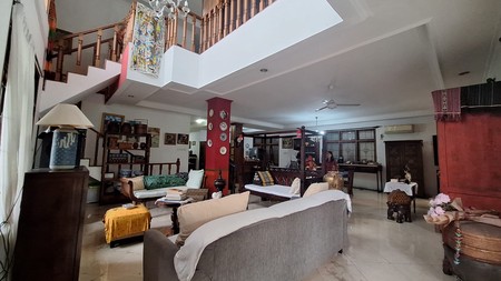 Rumah Bagus Di Jl Lebak Bulus Jakarta Selatan