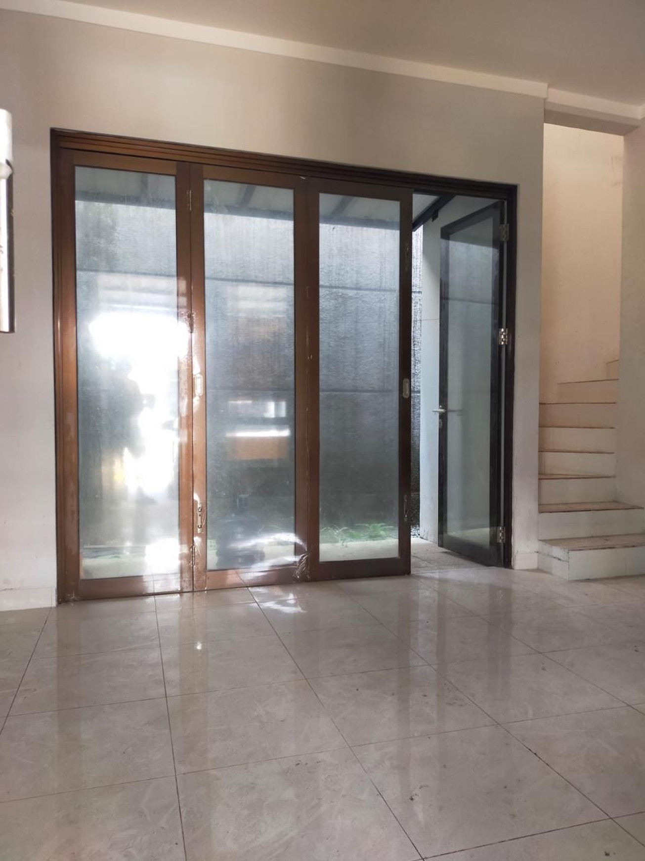 Rumah Dijual di Callysta Graha Raya Bintaro - 2 Lantai, 2 KT, Akses Tol Hanya 1M an