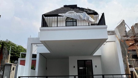 Rumah Bagus Di komp Deplu Pondok Aren Tangerang Selatan