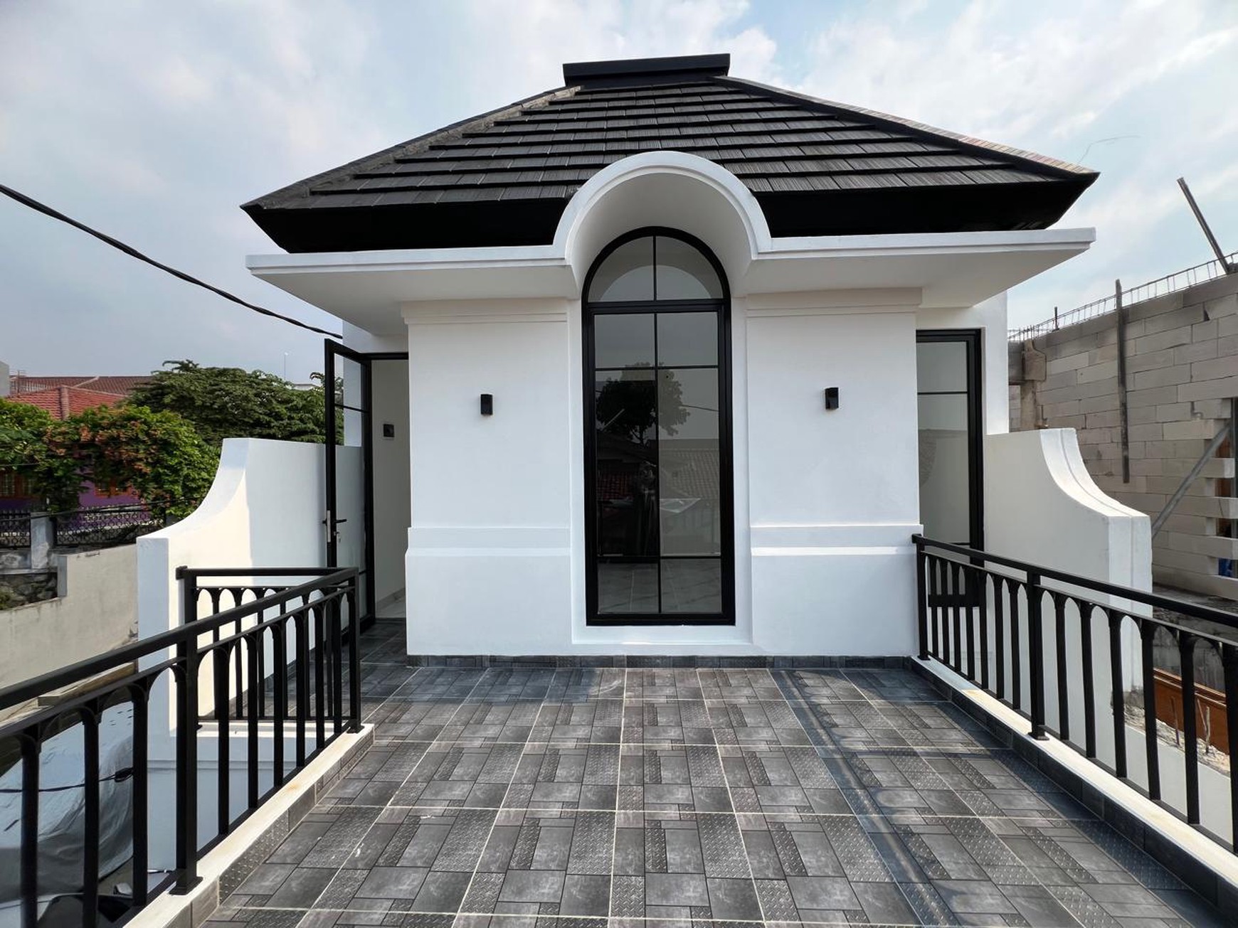 Rumah Bagus Di komp Deplu Pondok Aren Tangerang Selatan