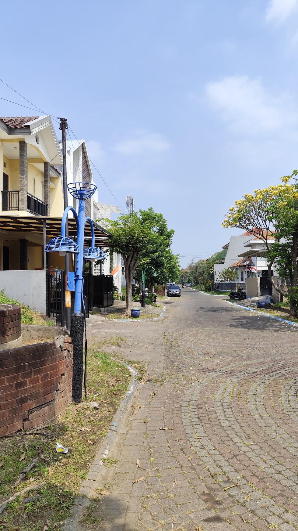 JUAL Rumah Second Semi Furnish Pinus Asri, Lidah Harapan